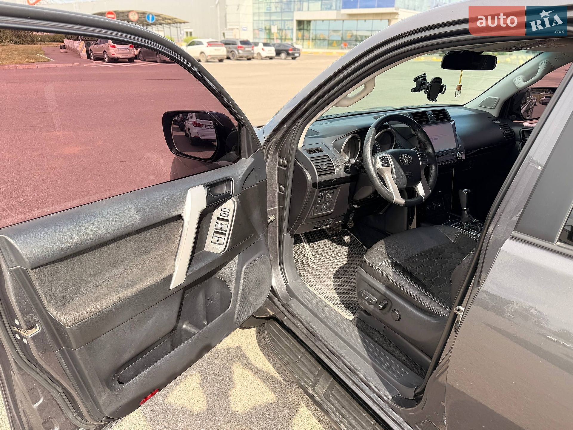 Toyota Land Cruiser Prado 2016 VIN JTEBR3FJ80K022568 фото оголошення 35 з 71