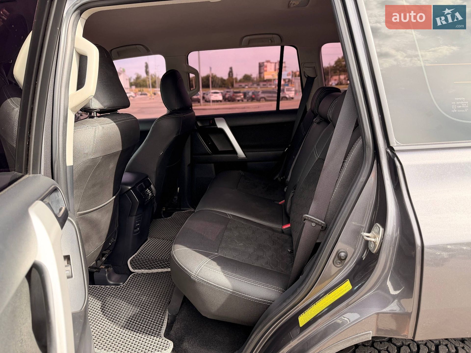 Toyota Land Cruiser Prado 2016 VIN JTEBR3FJ80K022568 фото оголошення 48 з 71