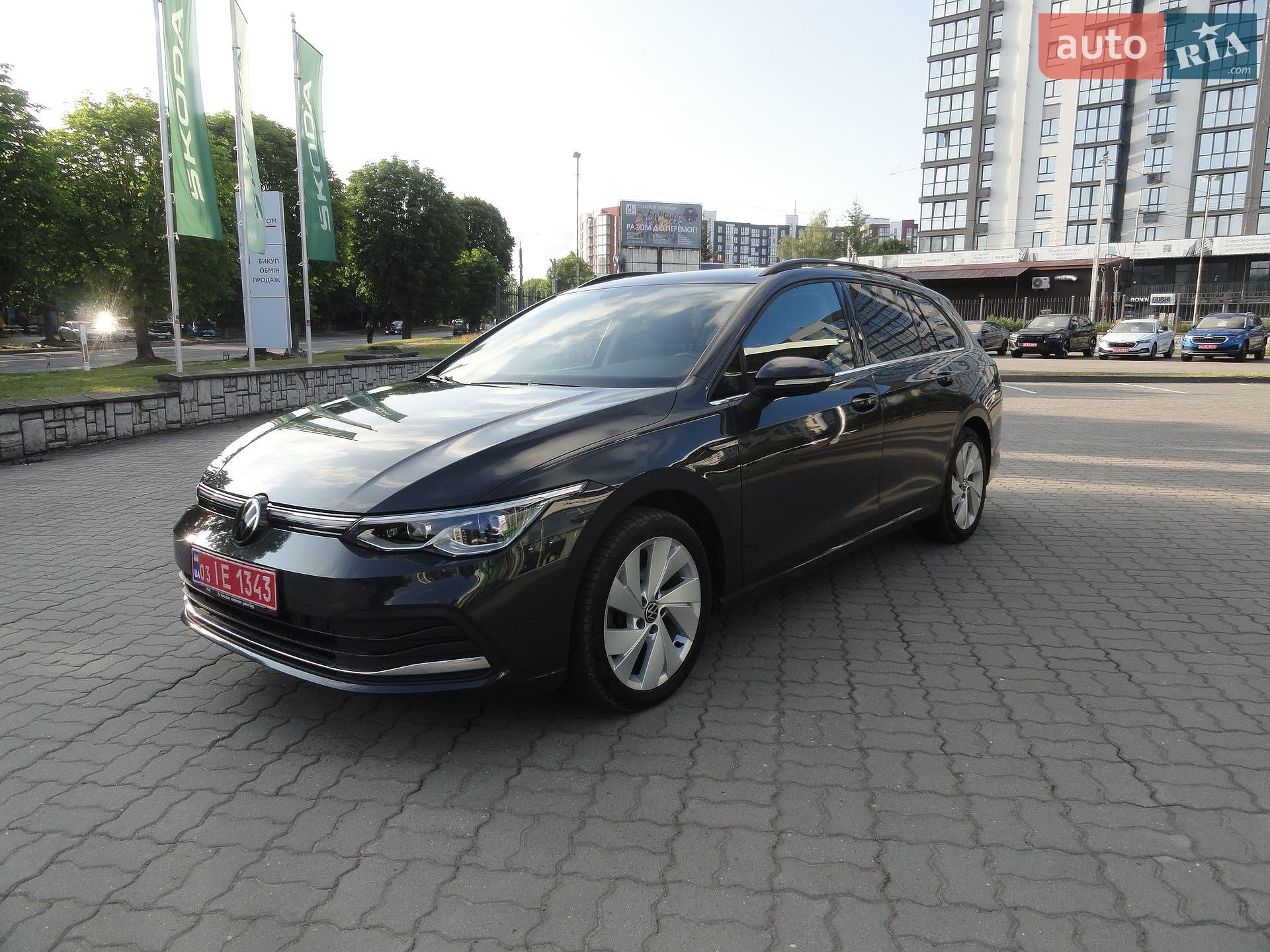 Volkswagen Golf 2023 VIN WVWZZZCD2PW537752 фото оголошення 2 з 62