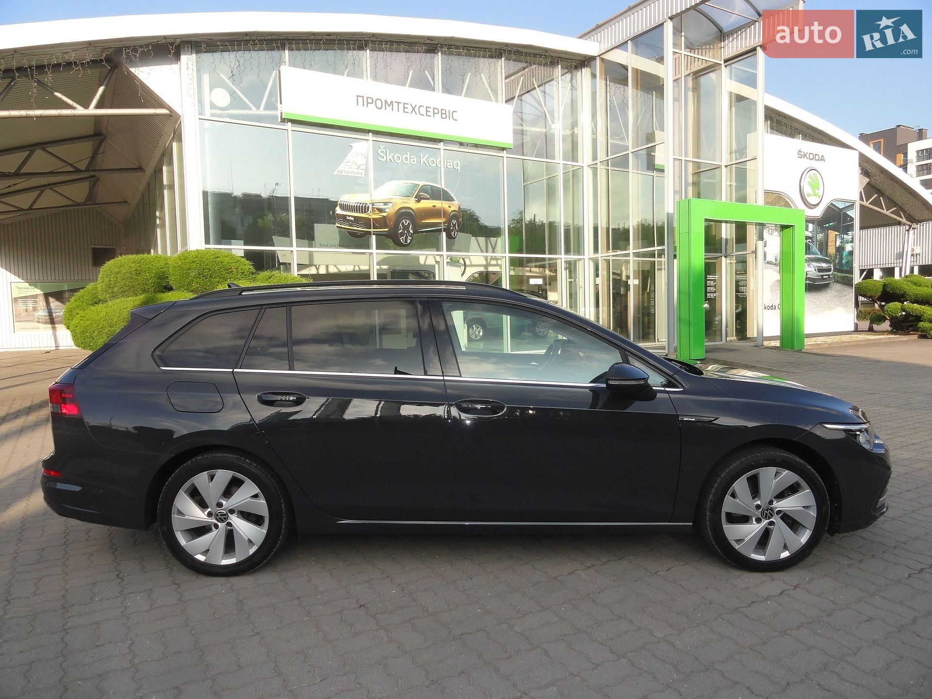 Volkswagen Golf 2023 VIN WVWZZZCD2PW537752 фото оголошення 5 з 62