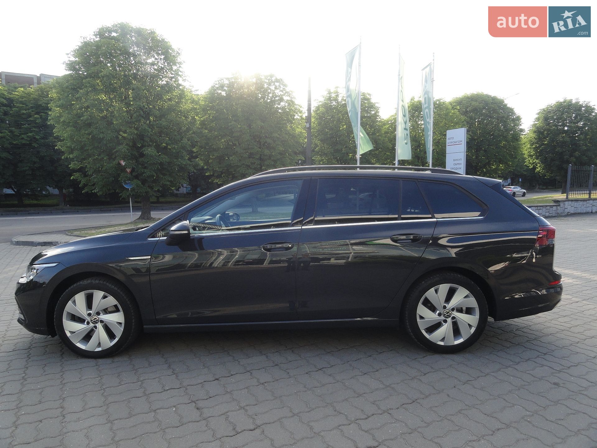 Volkswagen Golf 2023 VIN WVWZZZCD2PW537752 фото оголошення 9 з 62