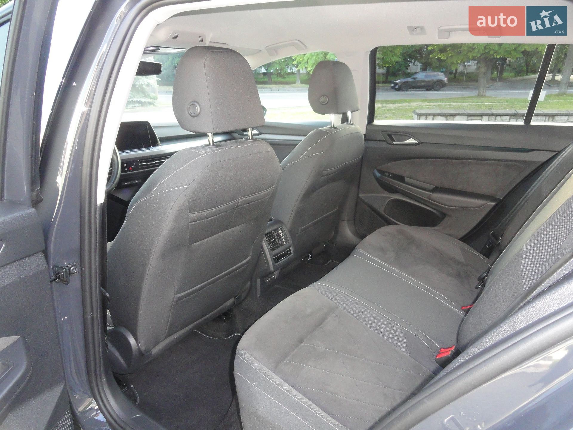 Volkswagen Golf 2023 VIN WVWZZZCD2PW537752 фото оголошення 23 з 62