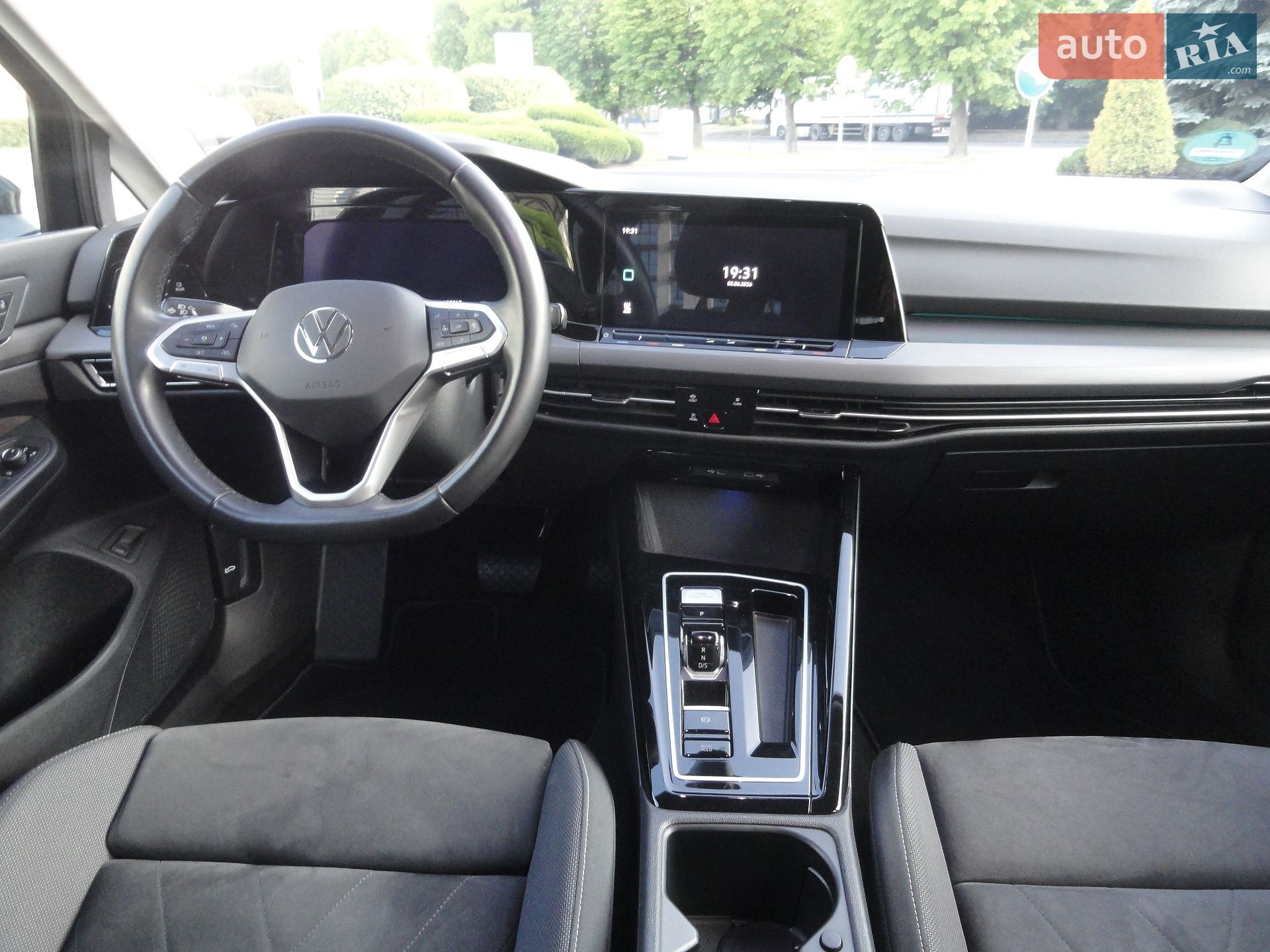 Volkswagen Golf 2023 VIN WVWZZZCD2PW537752 фото оголошення 28 з 62