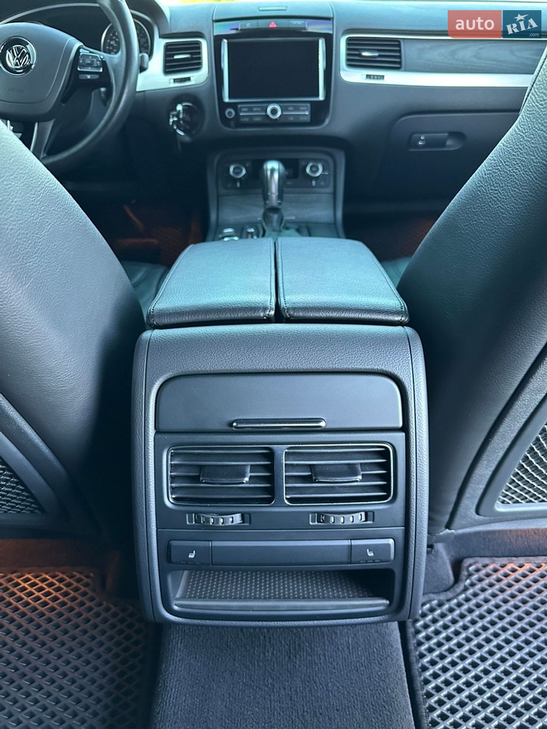 Volkswagen Touareg 2011 VIN WVGFK9BP4BD006278 фото оголошення 24 з 34
