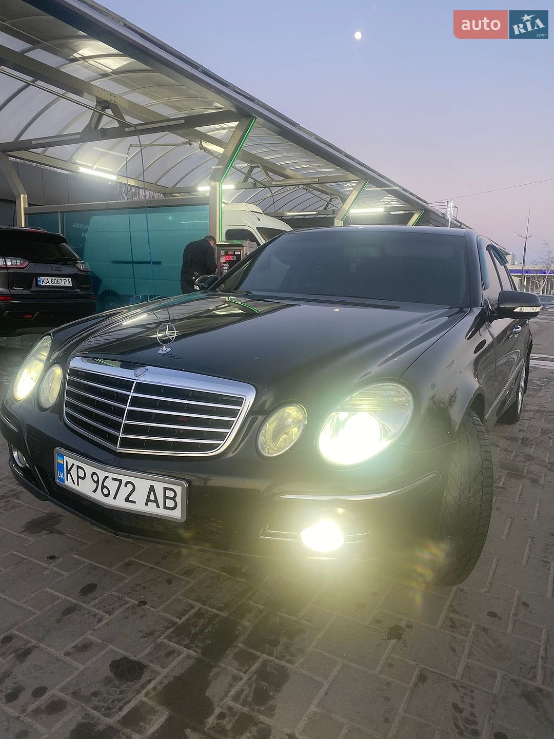 Mercedes-Benz E-Class 2006 VIN WDB2110081B053430 фото оголошення 3 з 11
