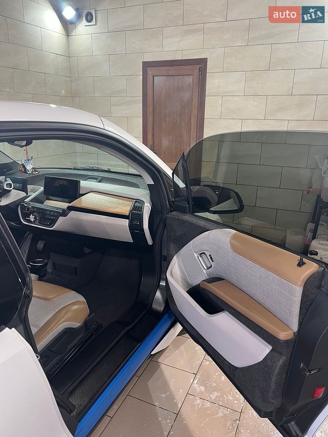 BMW I3 2016 VIN WBY1Z4C5XGV508139 фото оголошення 3 з 6