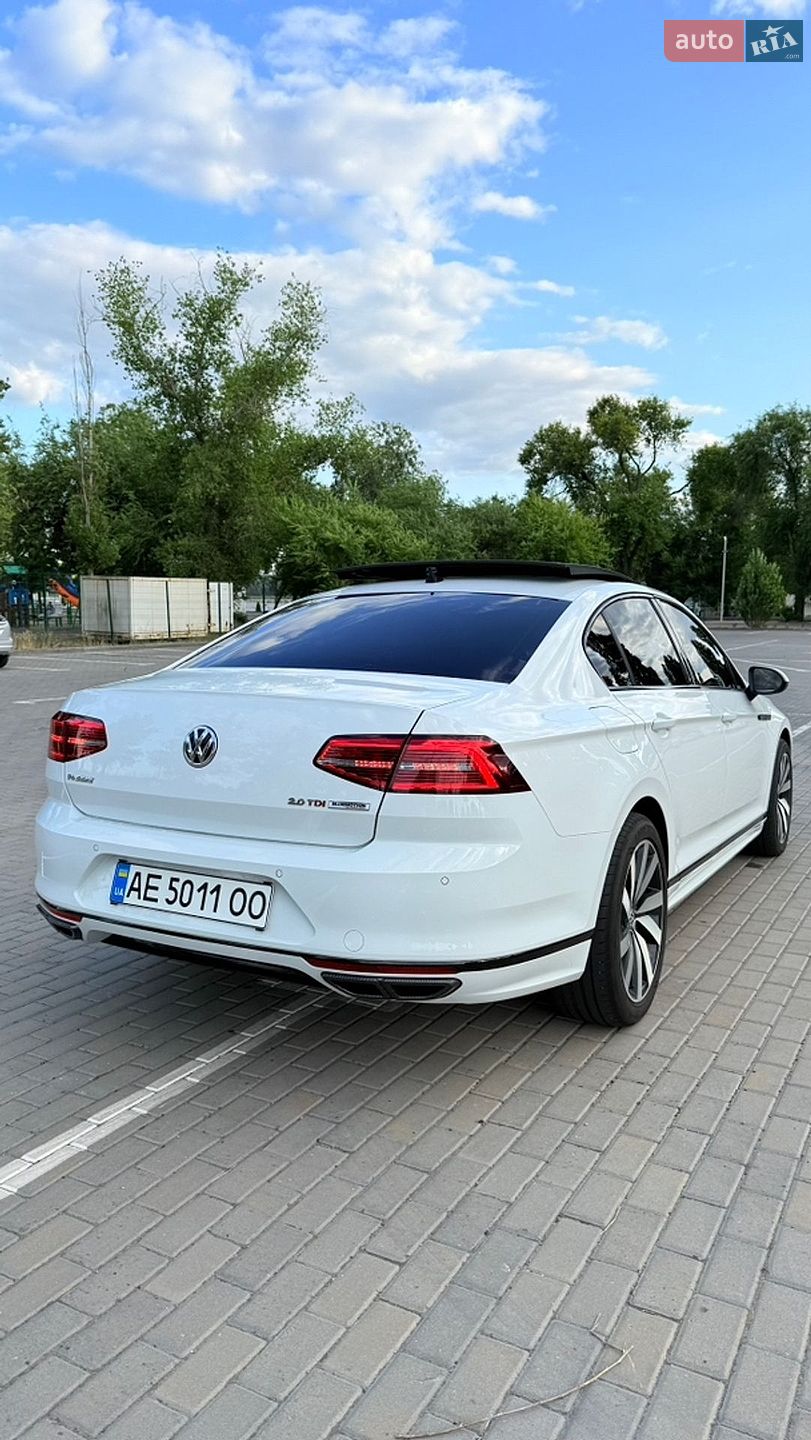Volkswagen Passat 2016 VIN WVWZZZ3CZGE210488 фото оголошення 4 з 16