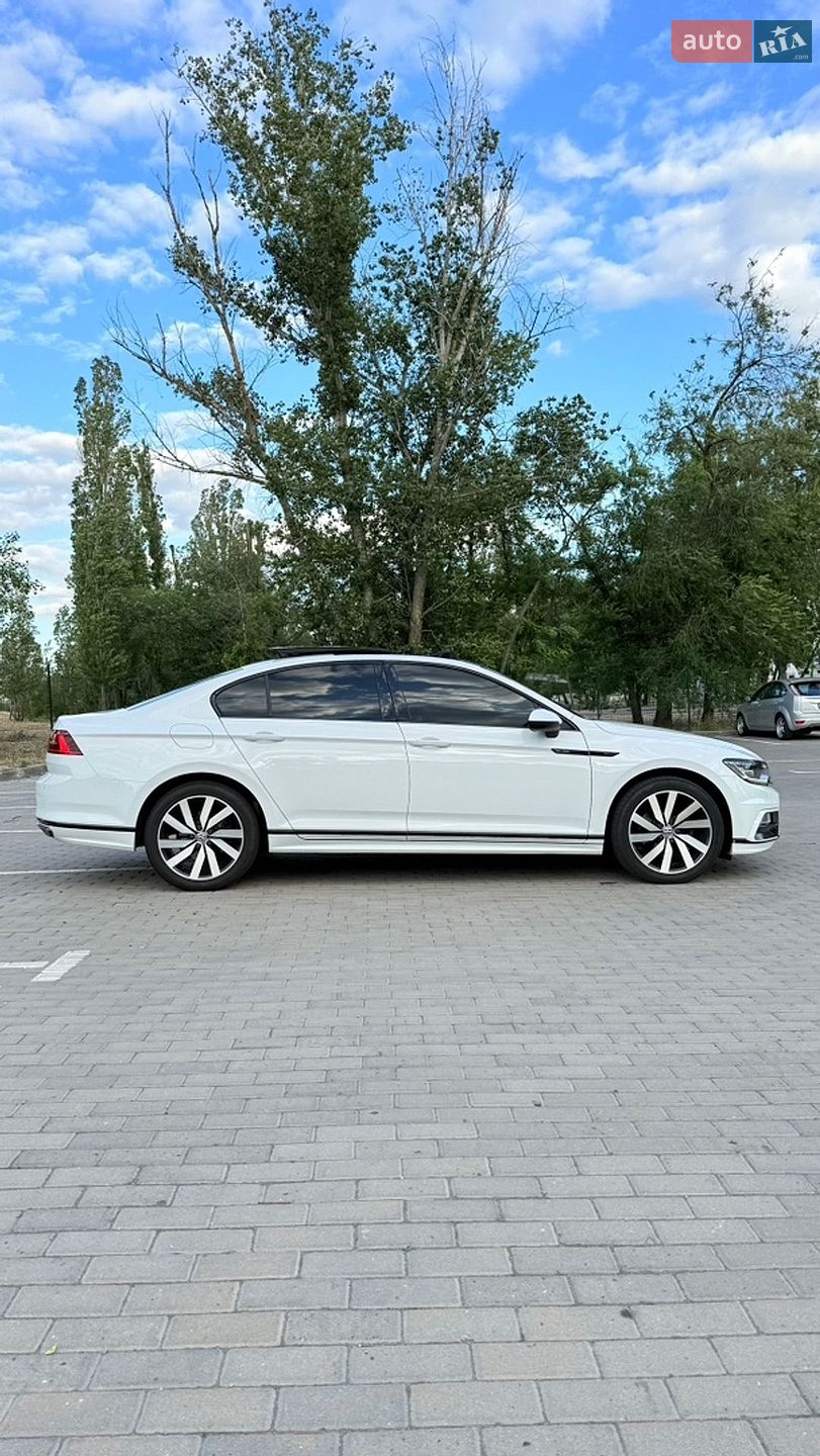 Volkswagen Passat 2016 VIN WVWZZZ3CZGE210488 фото оголошення 7 з 16