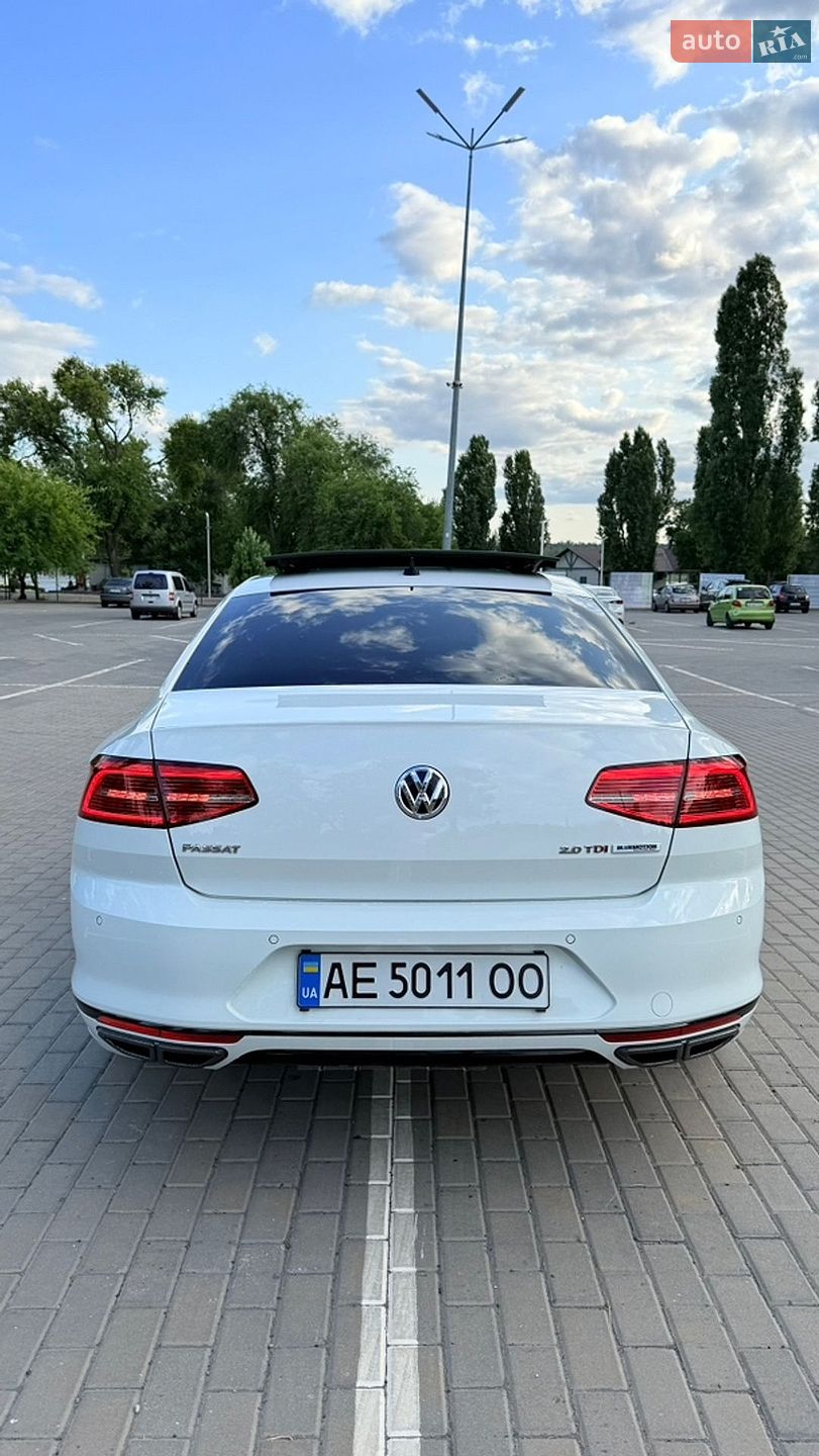 Volkswagen Passat 2016 VIN WVWZZZ3CZGE210488 фото оголошення 8 з 16