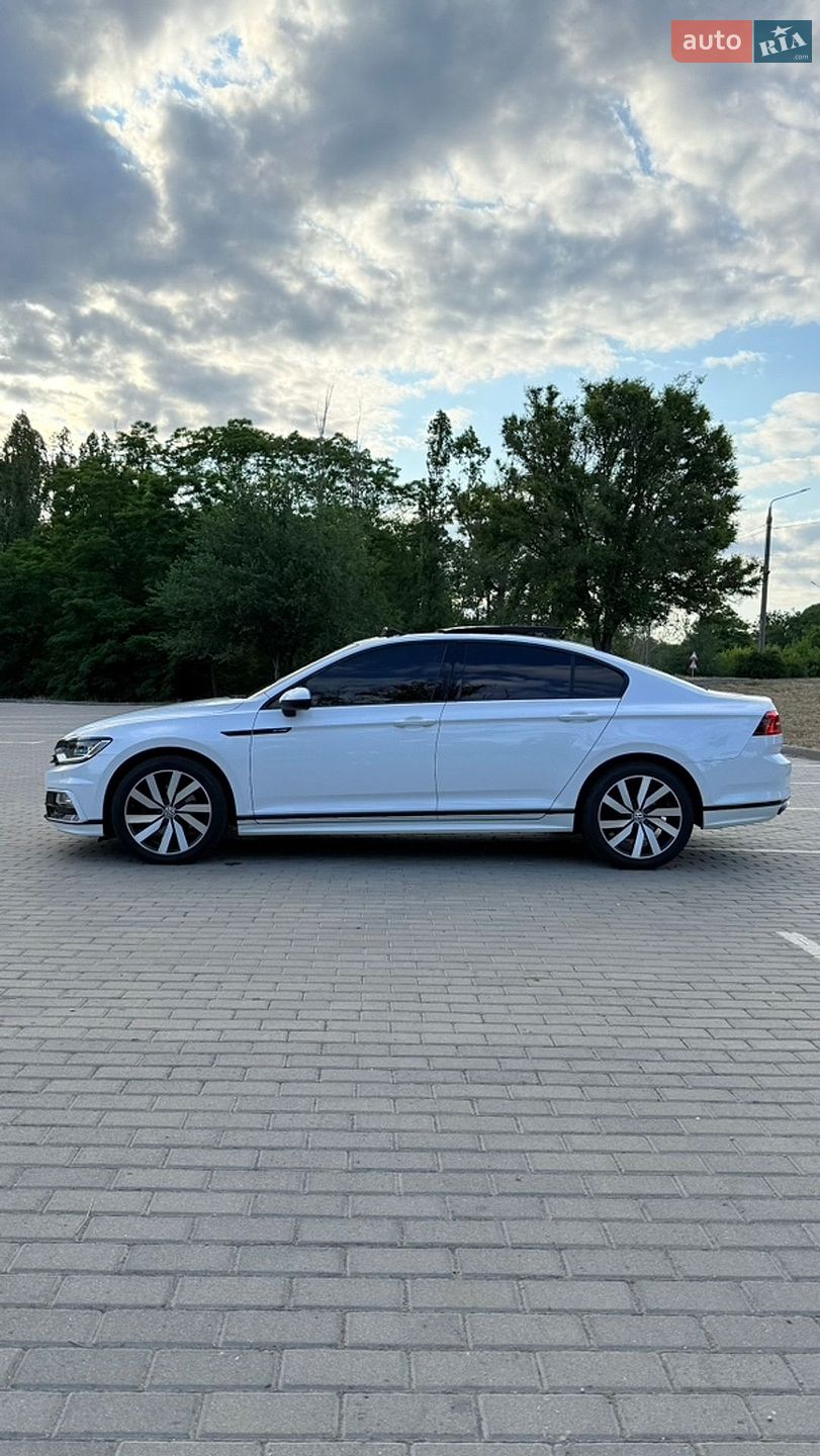Volkswagen Passat 2016 VIN WVWZZZ3CZGE210488 фото оголошення 9 з 16