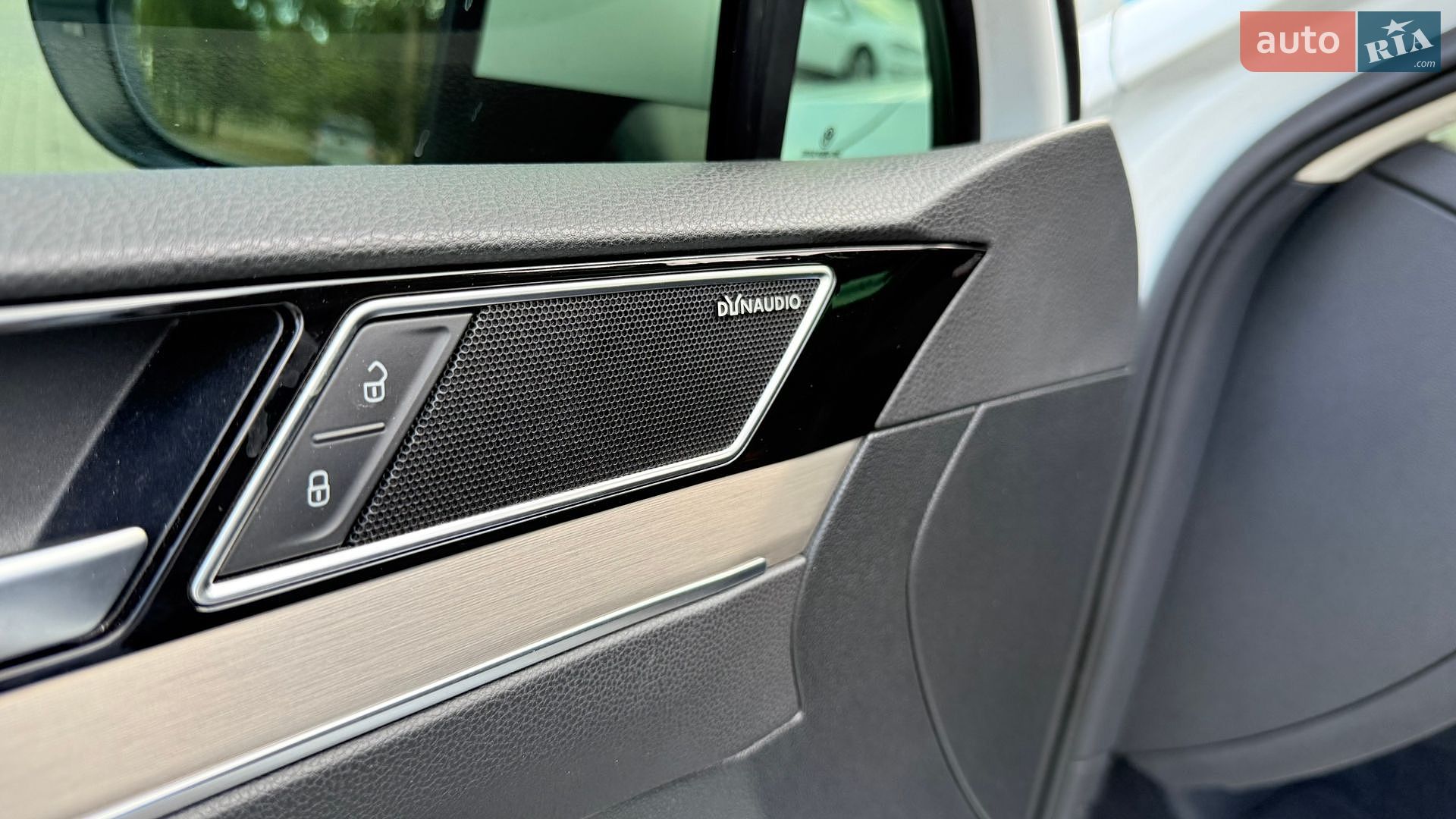 Volkswagen Passat 2016 VIN WVWZZZ3CZGE210488 фото оголошення 13 з 16