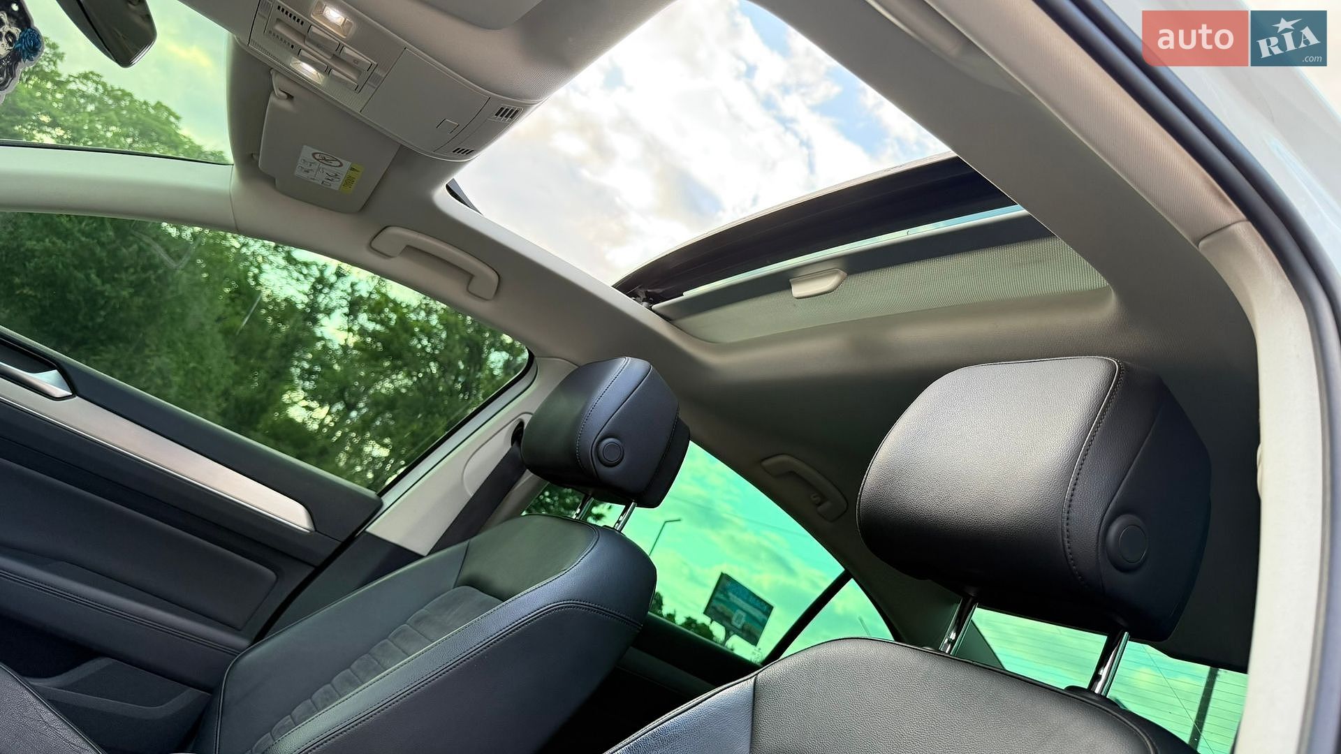Volkswagen Passat 2016 VIN WVWZZZ3CZGE210488 фото оголошення 14 з 16
