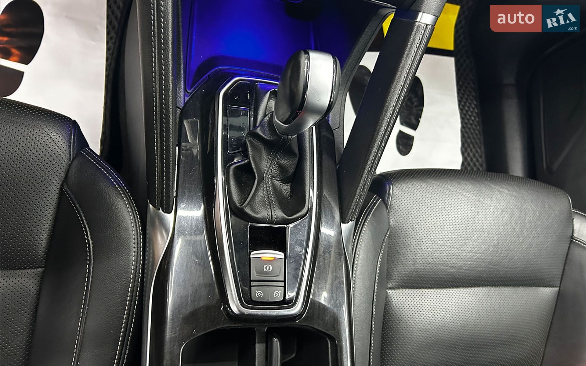 Renault Koleos 2018 VIN VF1RZG00660297997 фото оголошення 17 з 21