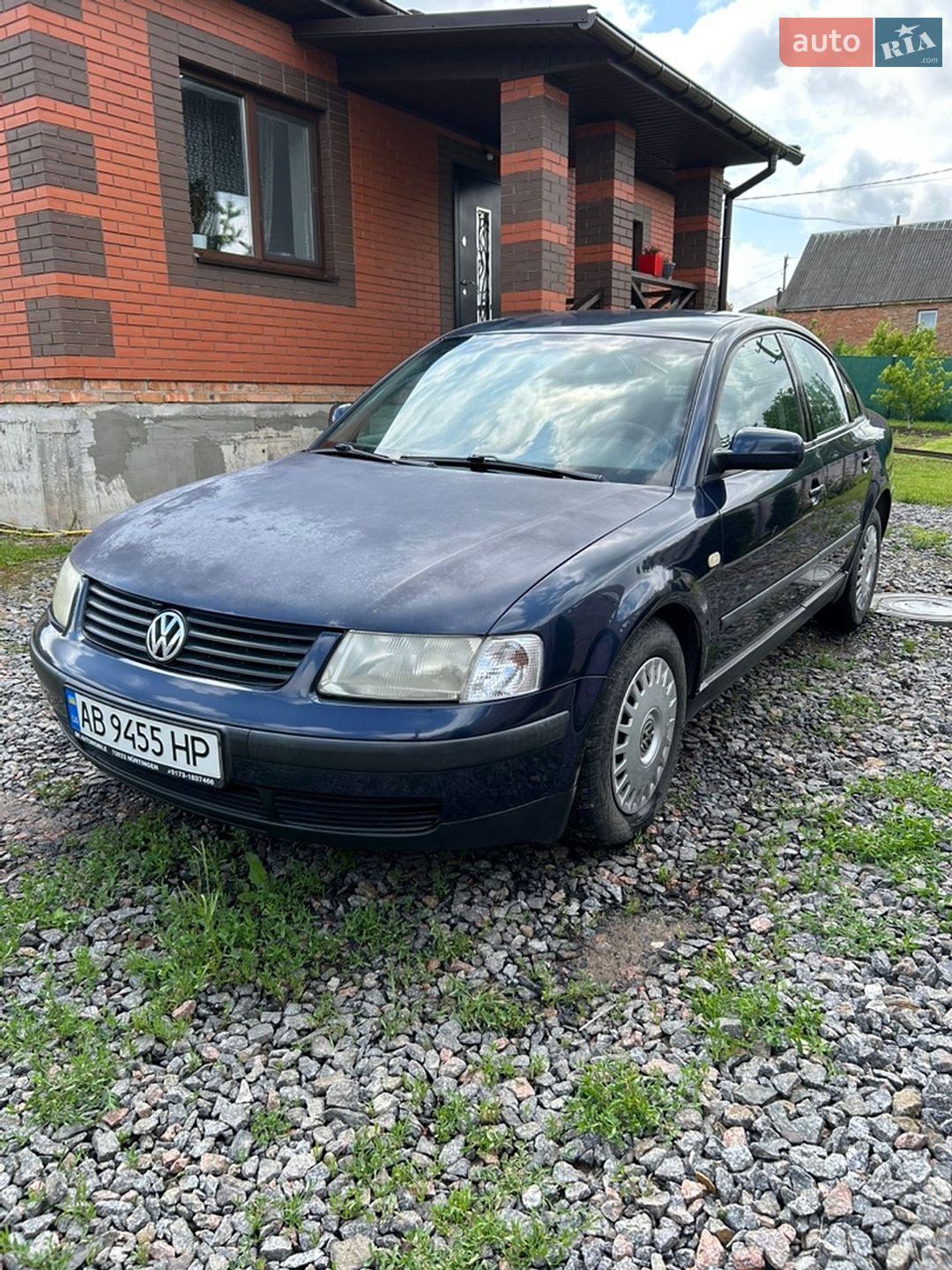 Volkswagen Passat 1998 VIN WVWZZZ3BZXP136389 фото оголошення 2 з 20