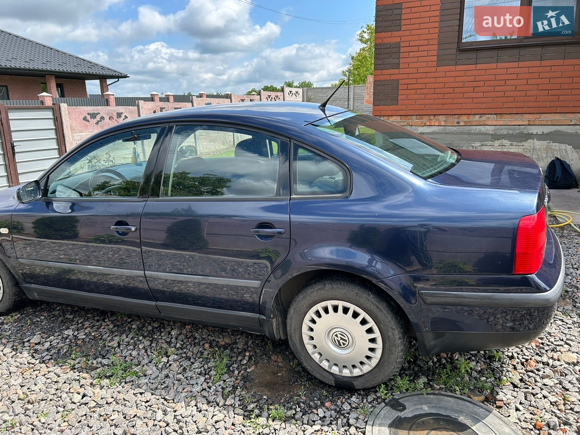 Volkswagen Passat 1998 VIN WVWZZZ3BZXP136389 фото оголошення 9 з 20