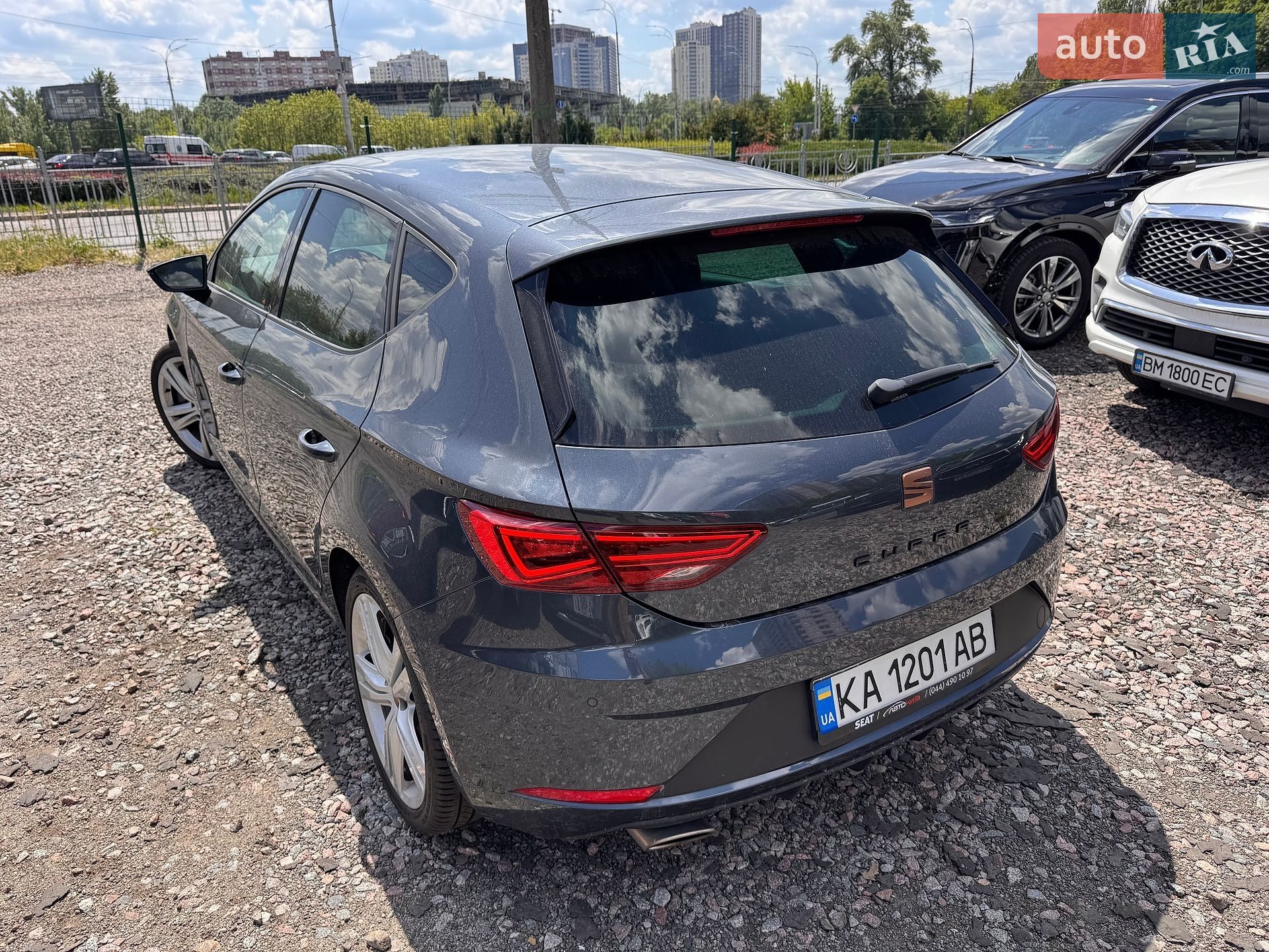 SEAT Leon 2019 VIN VSSZZZ5FZLR004674 фото оголошення 4 з 26