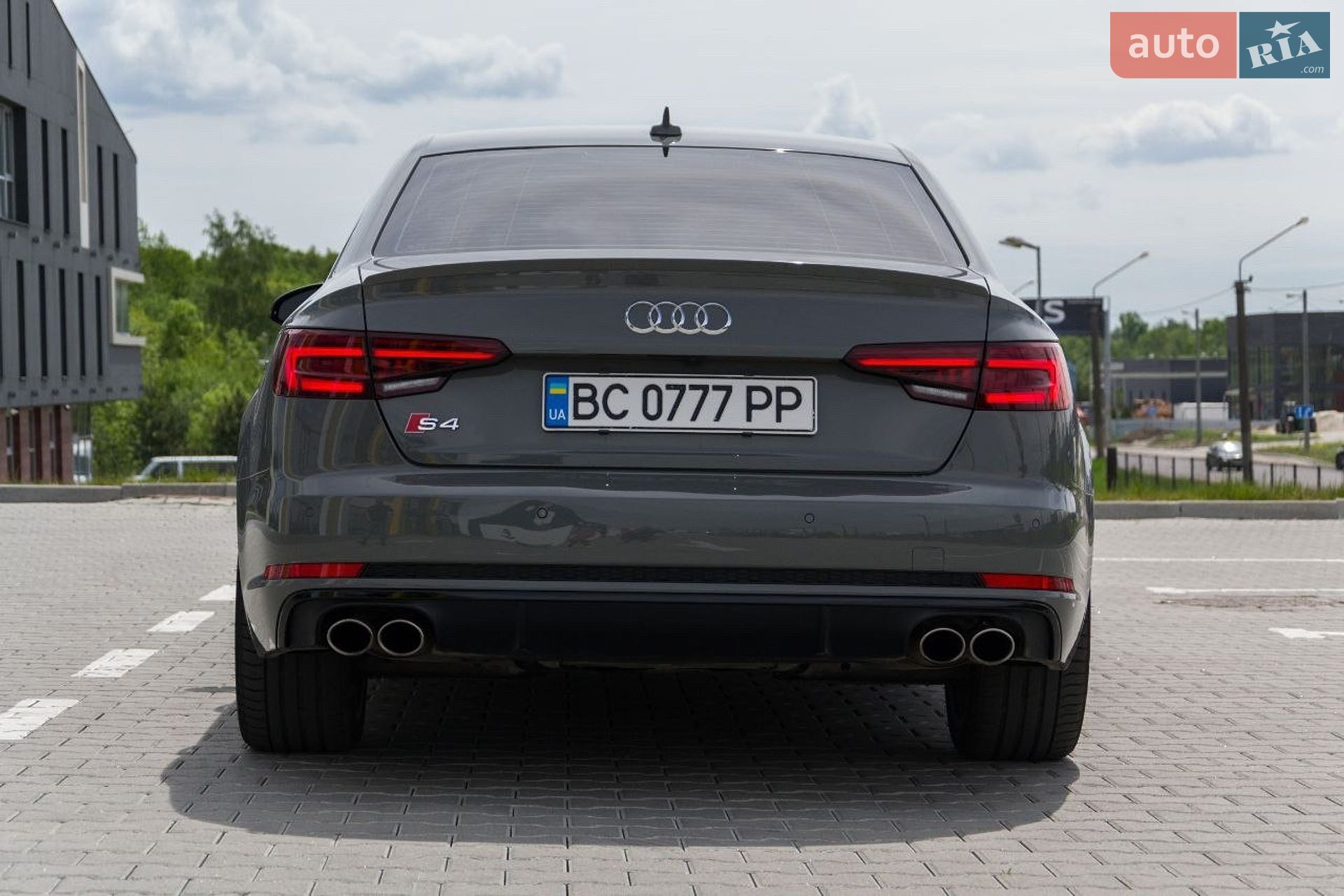 Audi S4 2019 VIN WAUB4AF43KA078568 фото оголошення 12 з 23
