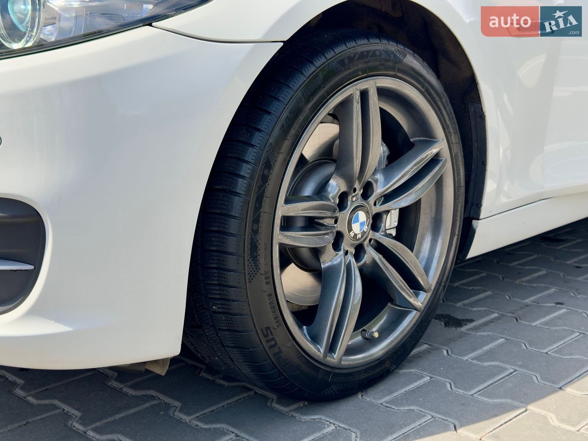 BMW 5 Series 2013 VIN WBA5D31080D574197 фото оголошення 13 з 48