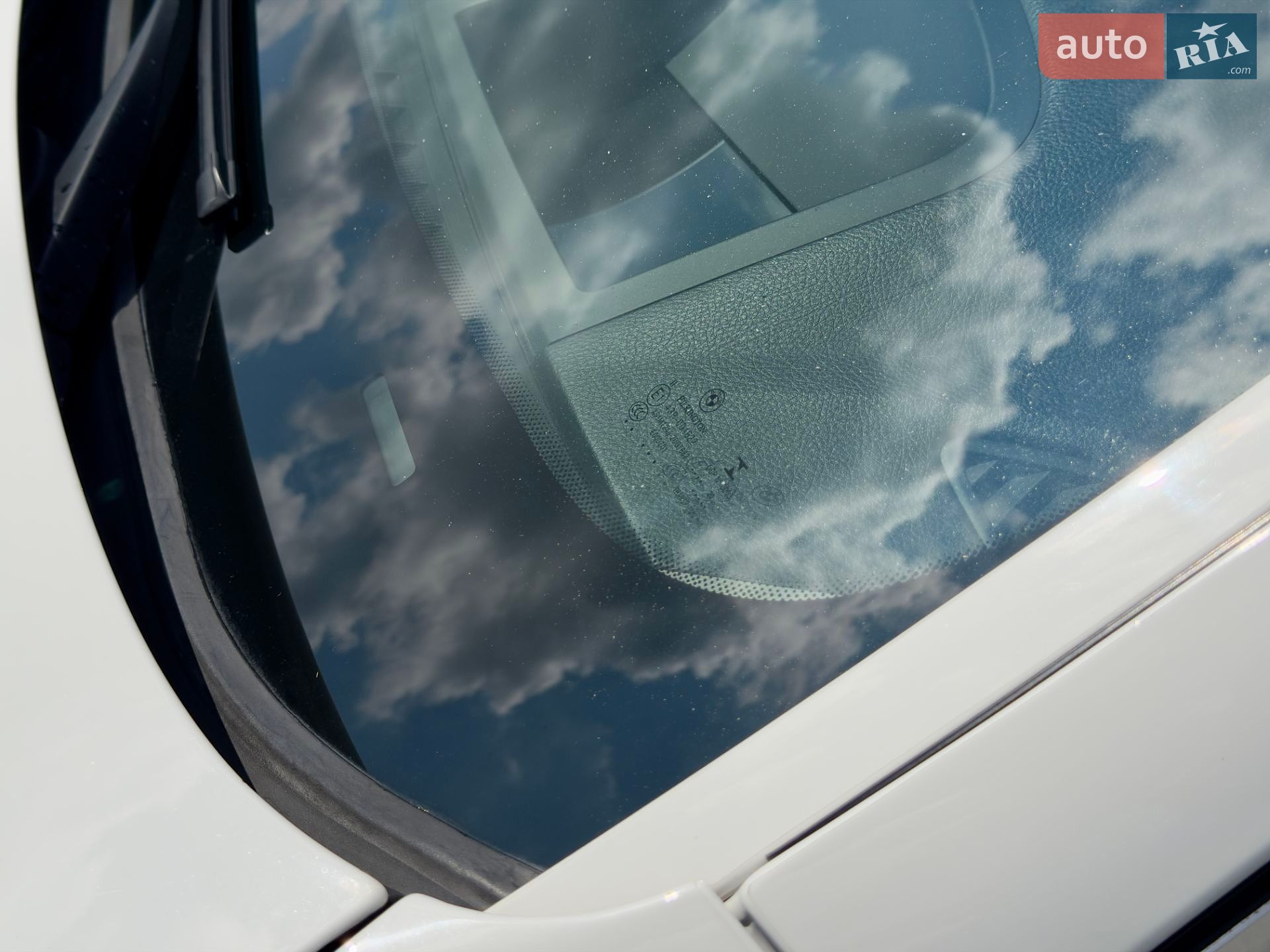 BMW 5 Series 2013 VIN WBA5D31080D574197 фото оголошення 17 з 48