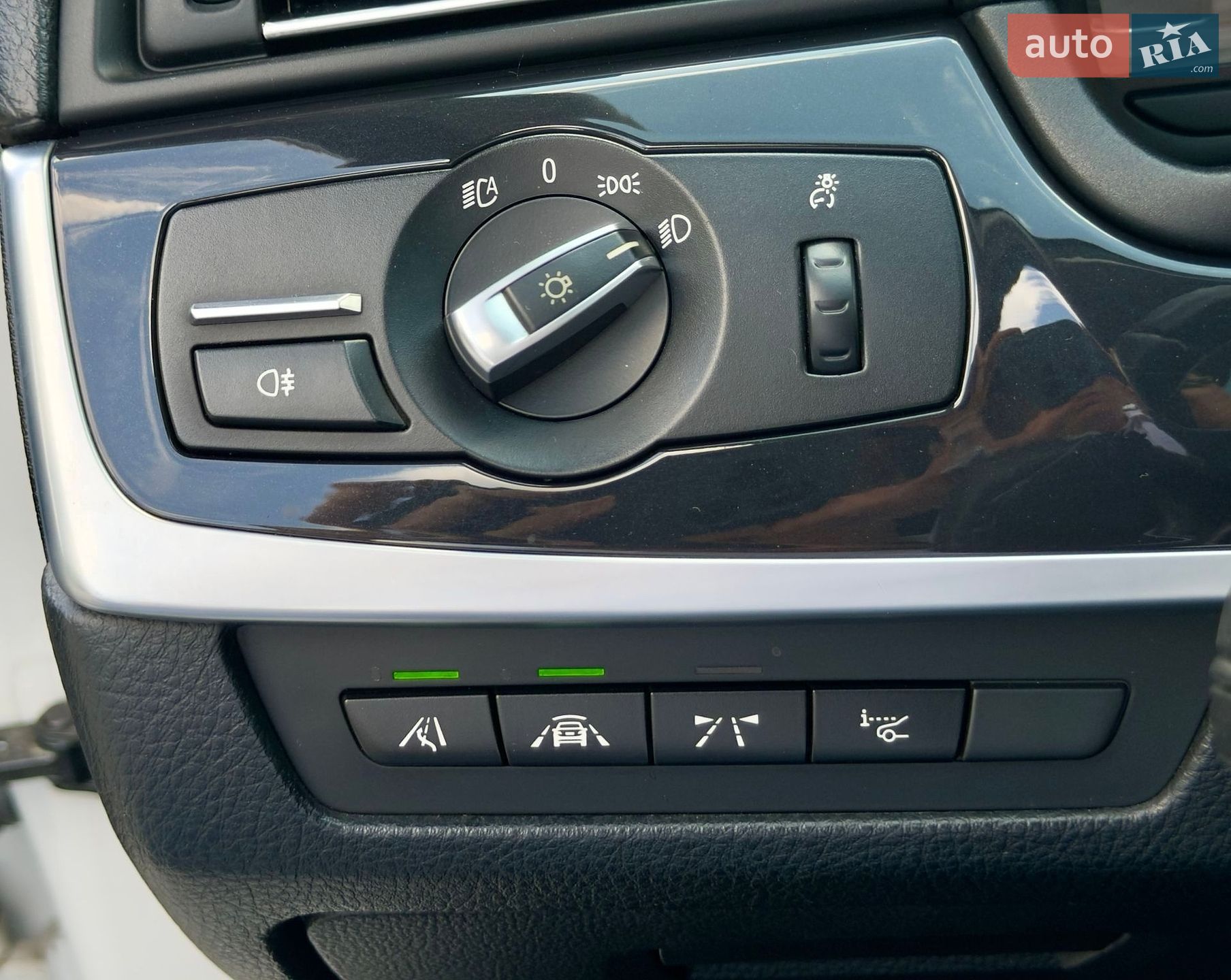 BMW 5 Series 2013 VIN WBA5D31080D574197 фото оголошення 27 з 48