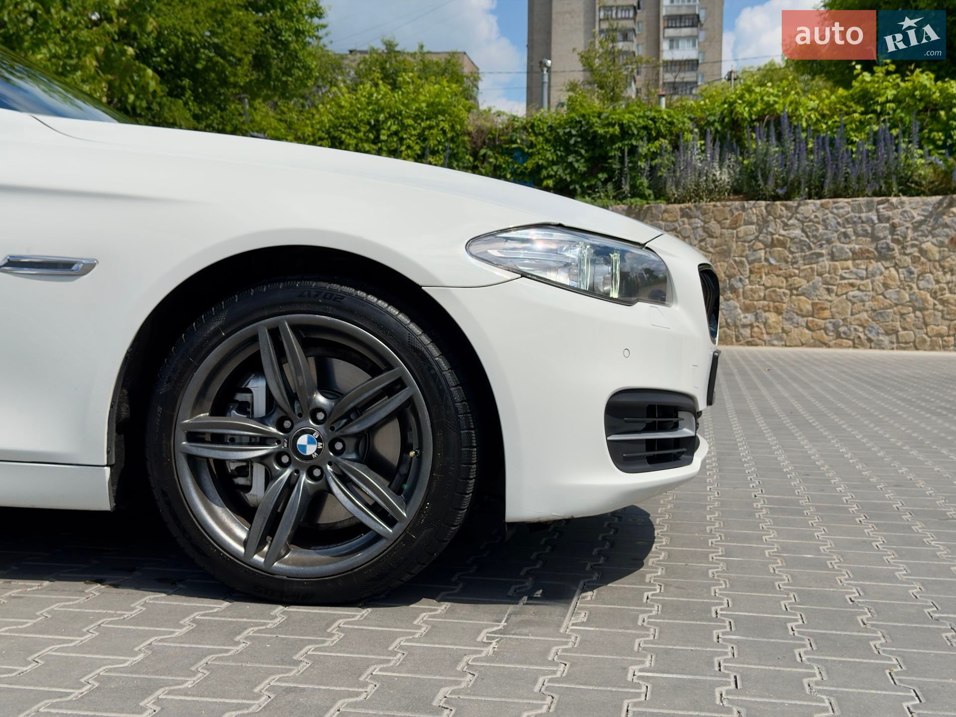 BMW 5 Series 2013 VIN WBA5D31080D574197 фото оголошення 16 з 48