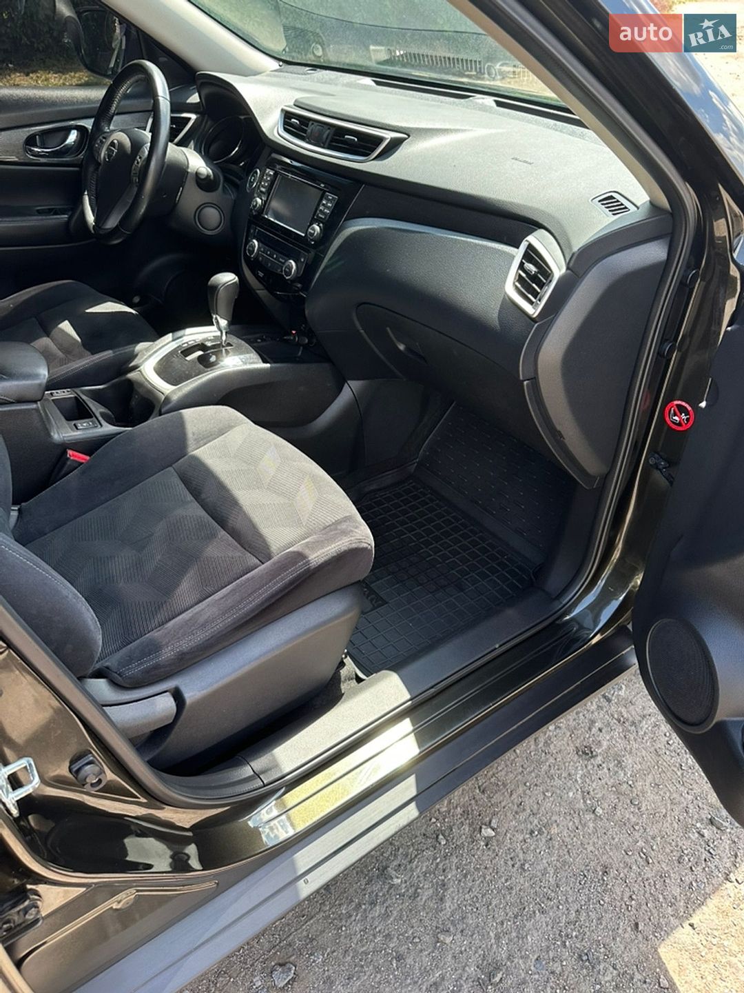 Nissan X-Trail 2016 VIN JN1TCAT32U0044322 фото оголошення 15 з 25