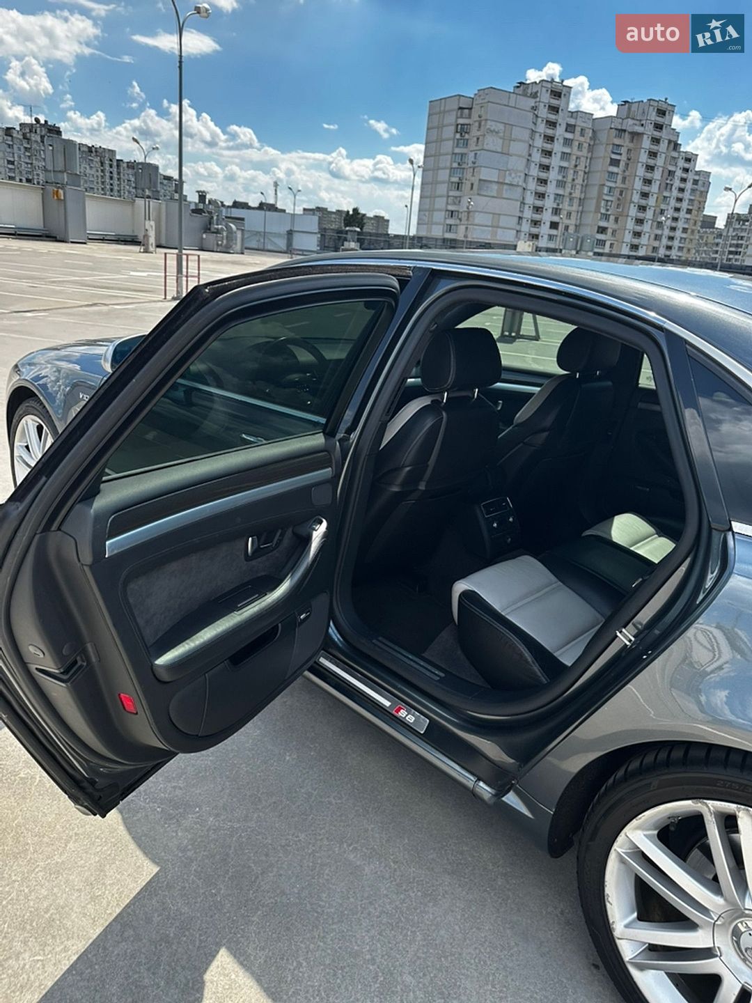 Audi S8 2007 VIN WAUZZZ4E77N026113 фото оголошення 6 з 20