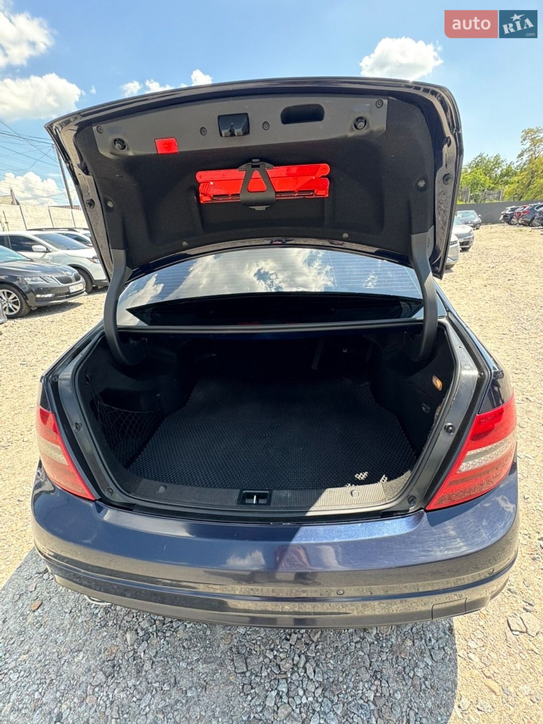 Mercedes-Benz C-Class 2012 VIN WDD2040011A700717 фото оголошення 9 з 11