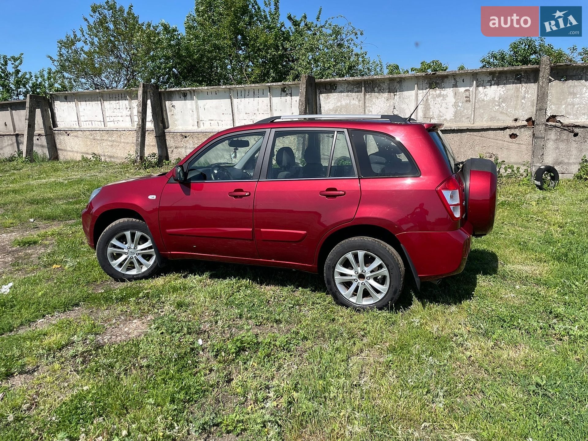 Chery Tiggo 2014 VIN LVVDB11B1ED038389 фото оголошення 2 з 39