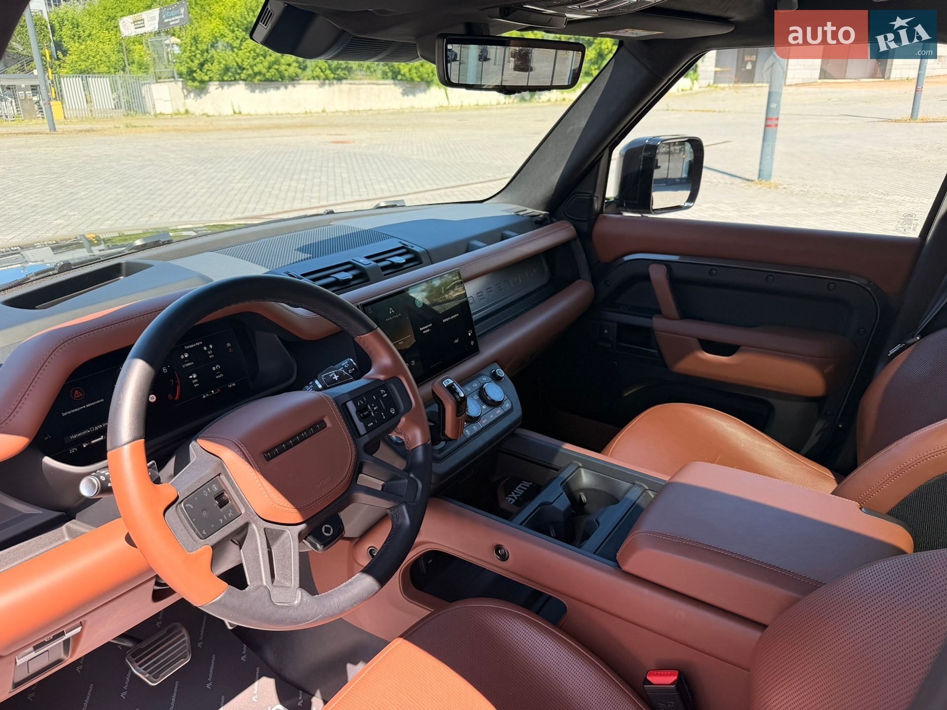 Land Rover Defender 2025 VIN SALEA7B97S2443186 фото оголошення 16 з 39