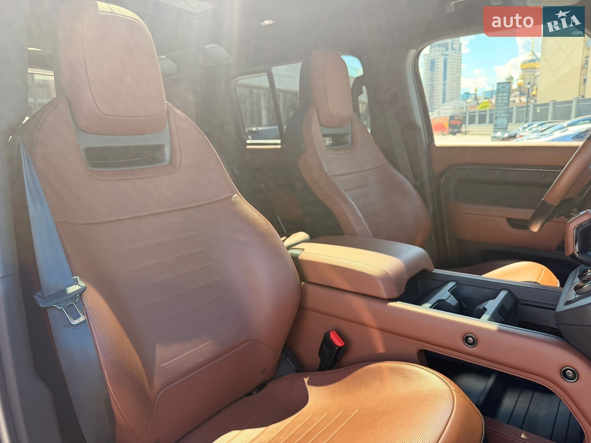 Land Rover Defender 2025 VIN SALEA7B97S2443186 фото оголошення 31 з 39