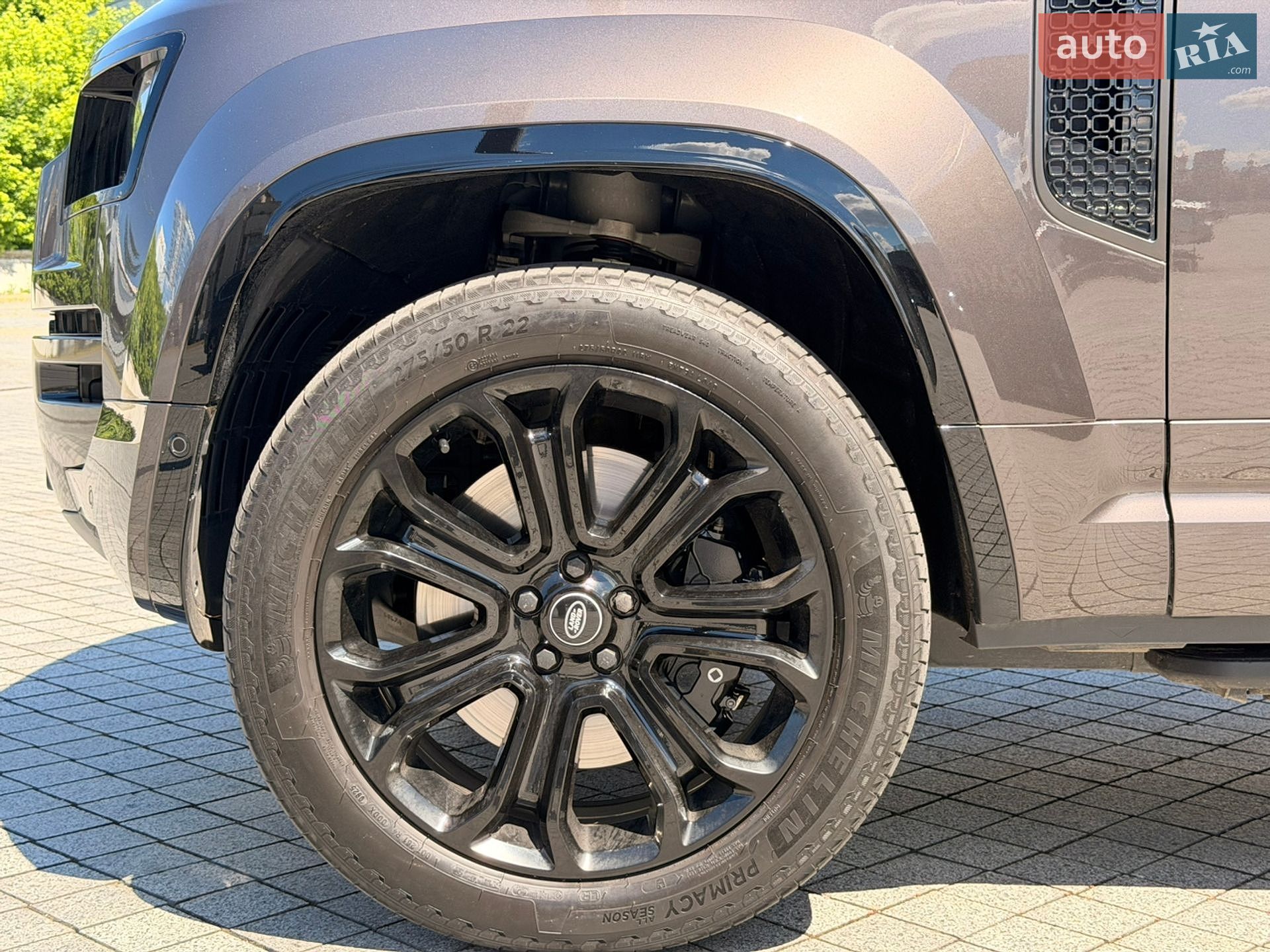 Land Rover Defender 2025 VIN SALEA7B97S2443186 фото оголошення 33 з 39