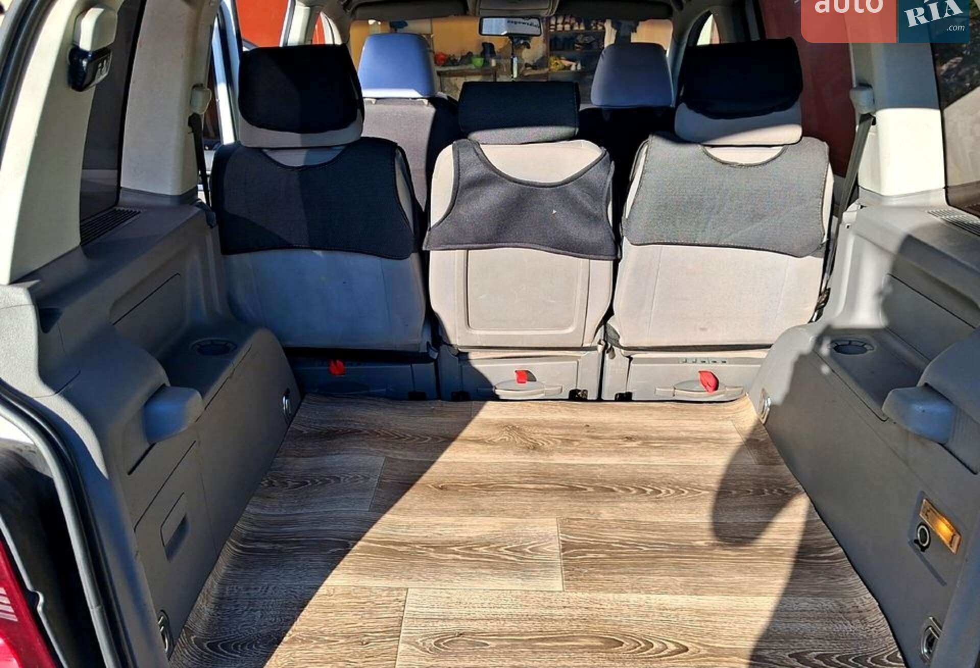 Volkswagen Touran 2008 VIN WVGZZZ1TZ8W142155 фото оголошення 5 з 12