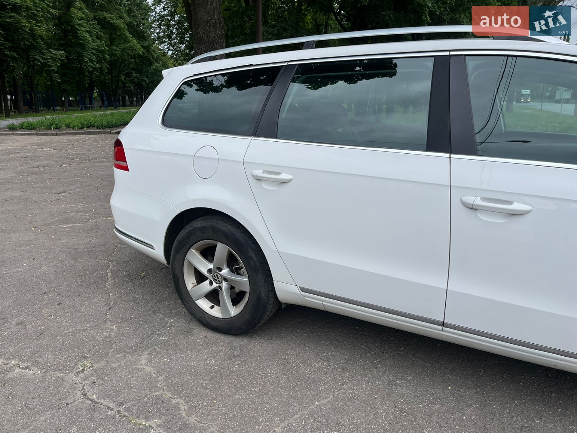 Volkswagen Passat 2012 VIN WVWZZZ3CZCE145841 фото оголошення 2 з 20