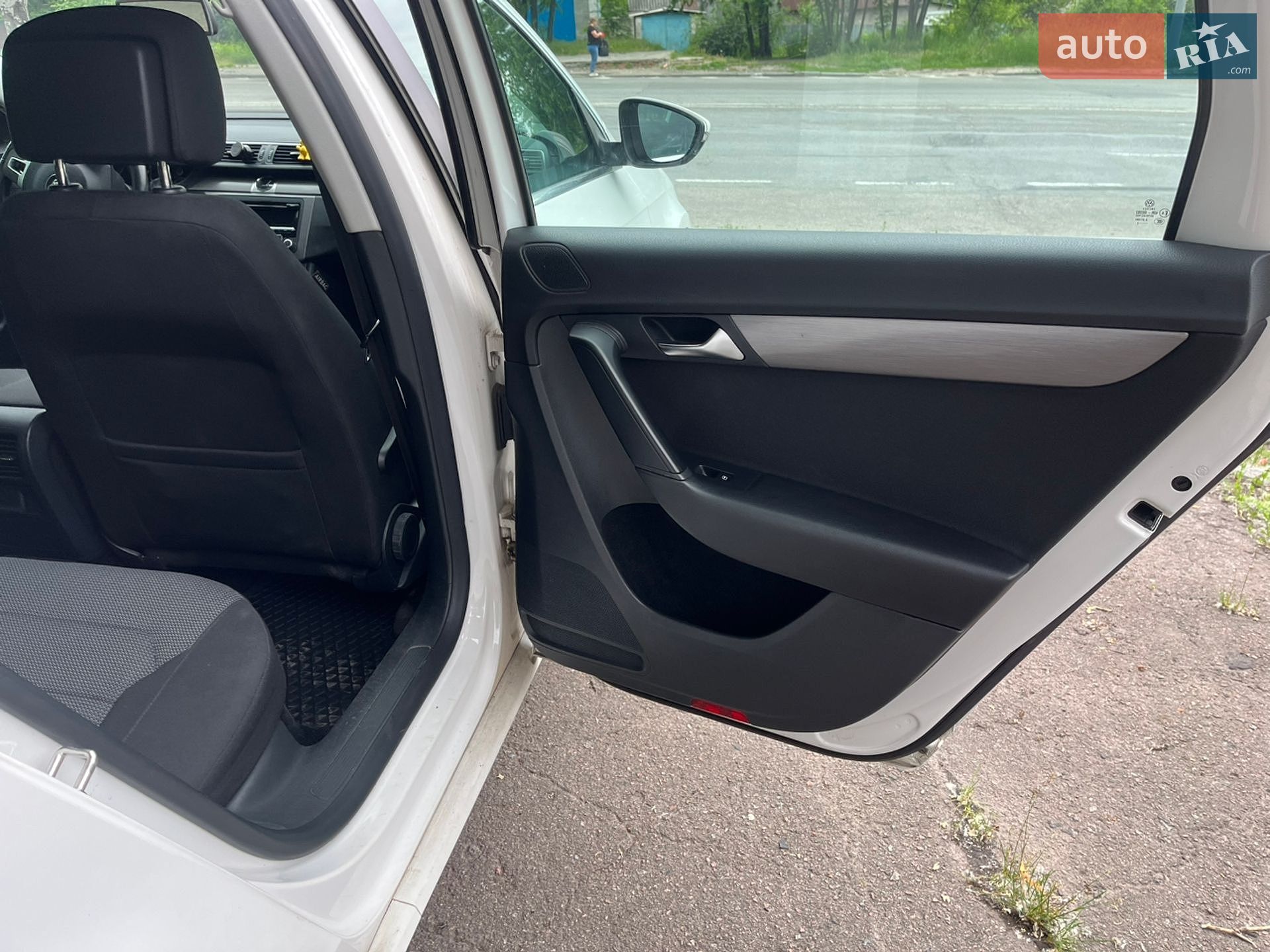 Volkswagen Passat 2012 VIN WVWZZZ3CZCE145841 фото оголошення 6 з 20