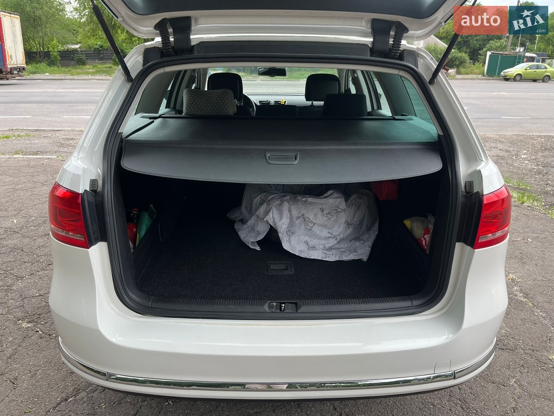 Volkswagen Passat 2012 VIN WVWZZZ3CZCE145841 фото оголошення 15 з 20