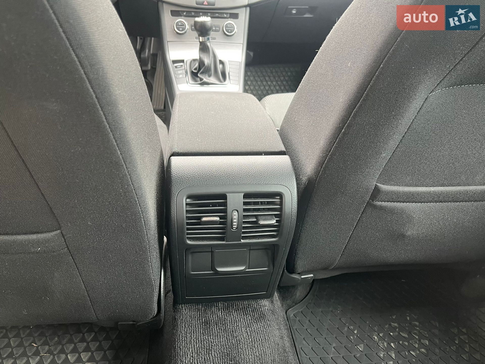 Volkswagen Passat 2012 VIN WVWZZZ3CZCE145841 фото оголошення 17 з 20