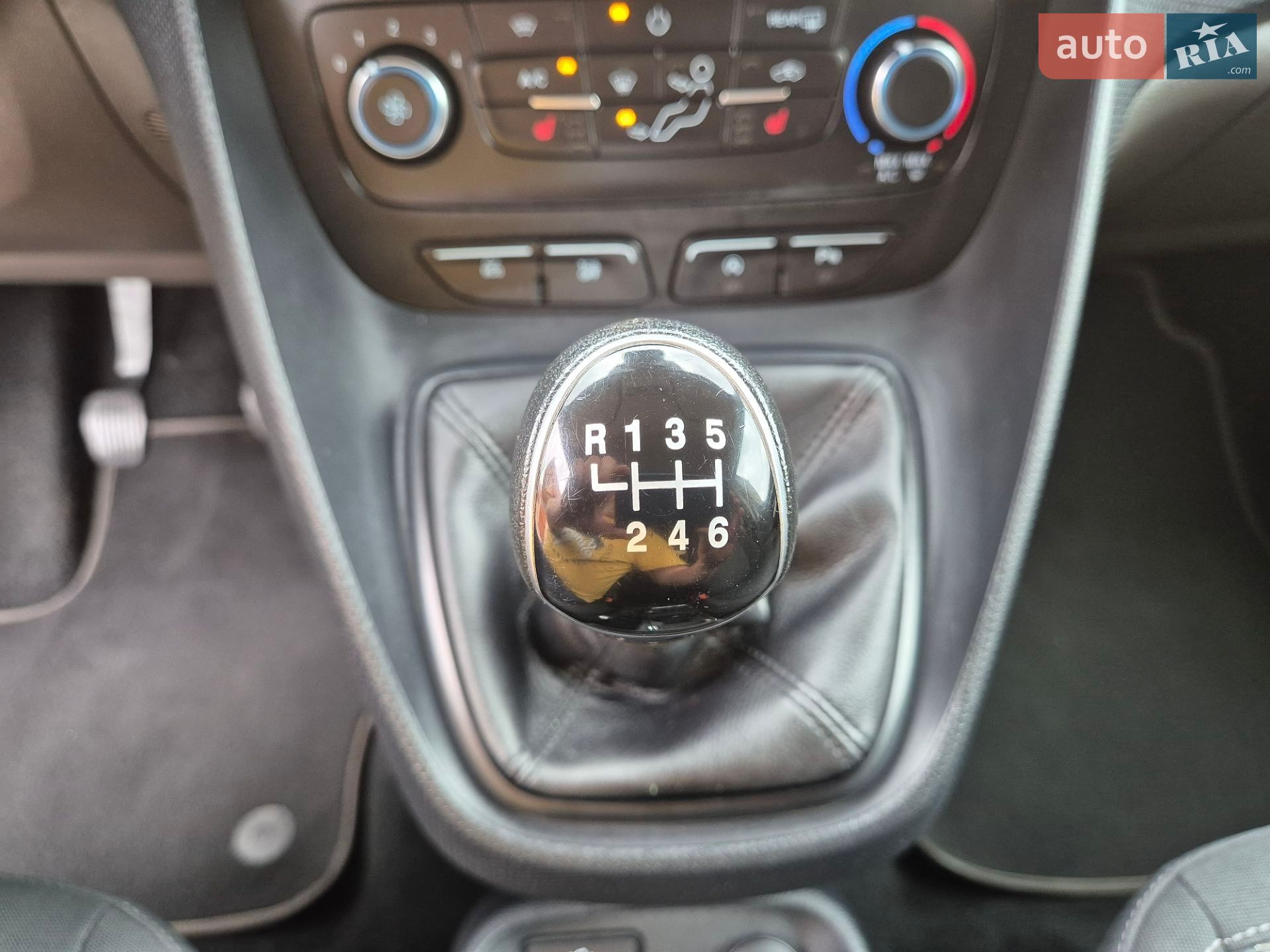 Ford Transit Connect 2020 VIN WF07XXWPG7LR09640 фото оголошення 24 з 38