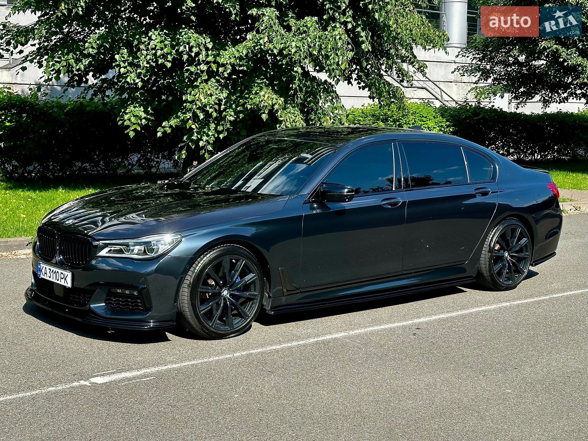 BMW 7 Series 2016 VIN WBA7E2C53GG548284 фото оголошення 3 з 19