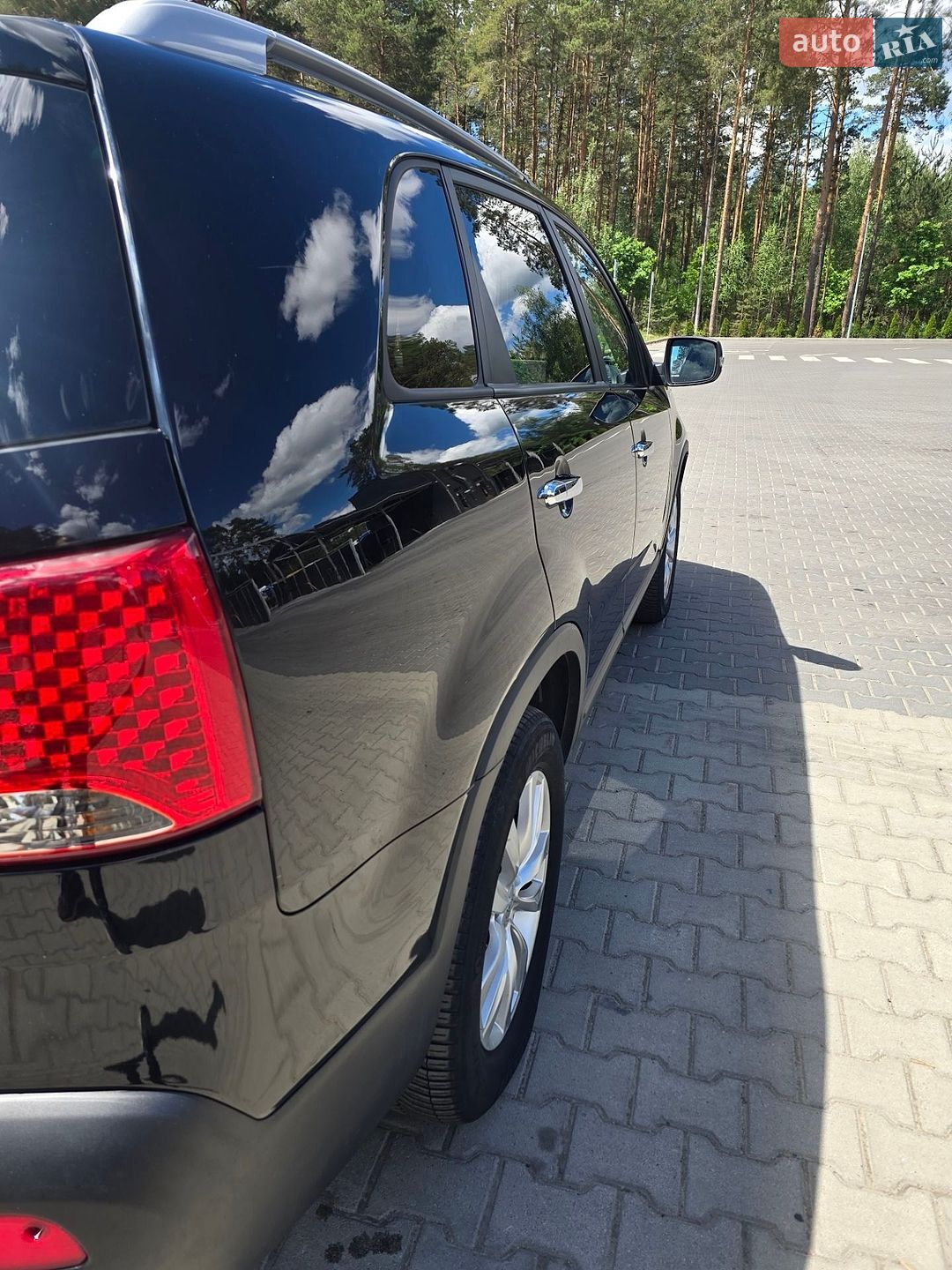 Kia Sorento 2010 VIN KNAKU814BB5141654 фото оголошення 10 з 23