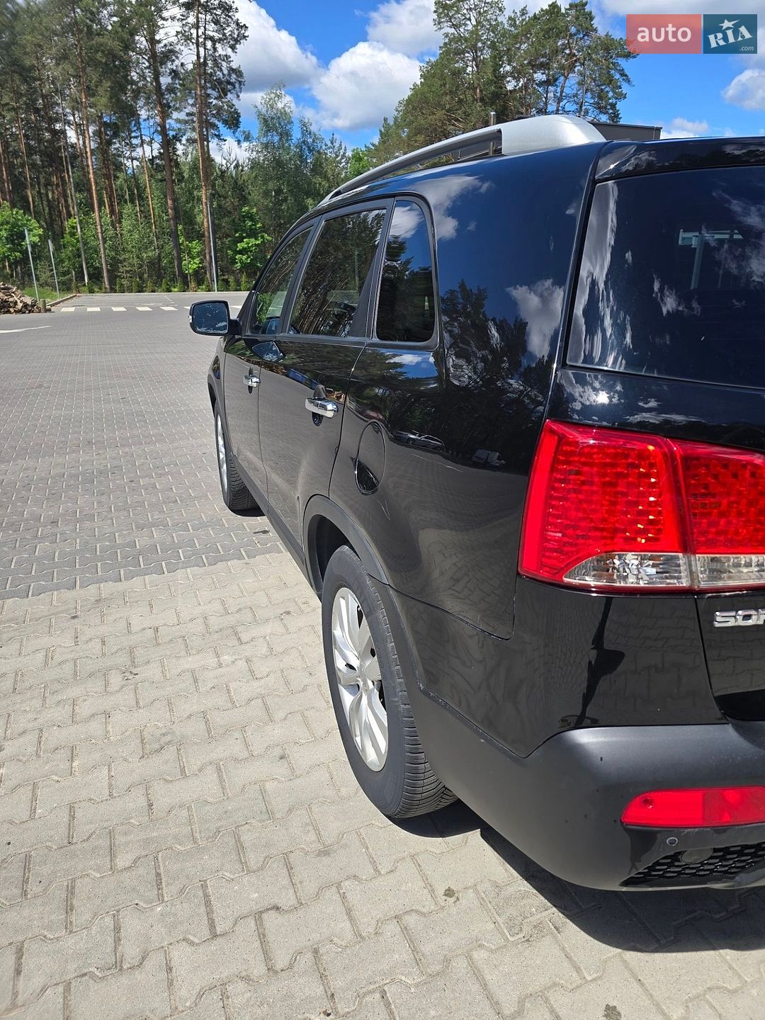 Kia Sorento 2010 VIN KNAKU814BB5141654 фото оголошення 9 з 23