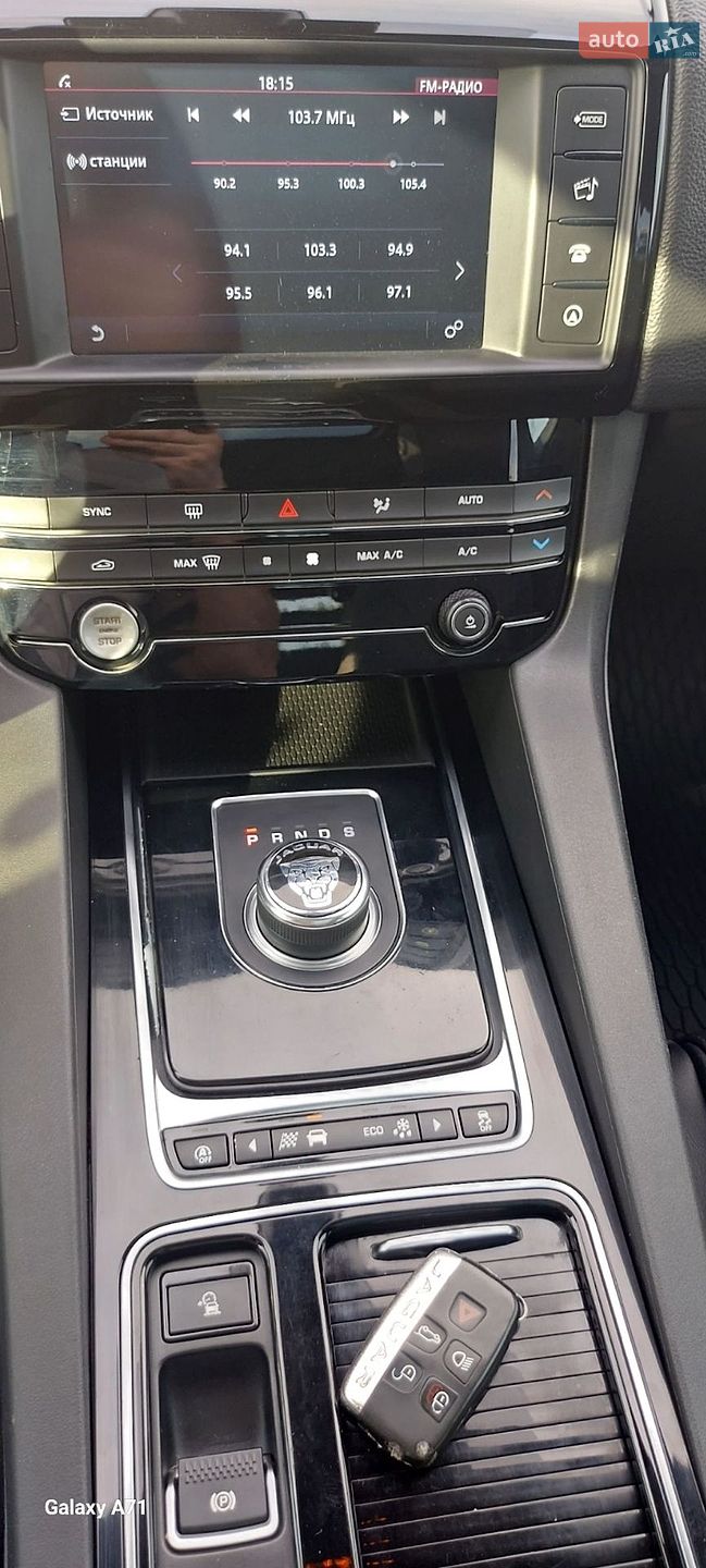 Jaguar F-Pace 2018 VIN SADCJ2FN4JA296200 фото оголошення 4 з 42