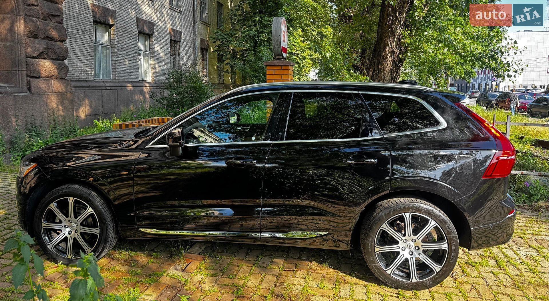 Volvo XC60 2017 VIN YV4102RL7J1034846 фото оголошення 4 з 19