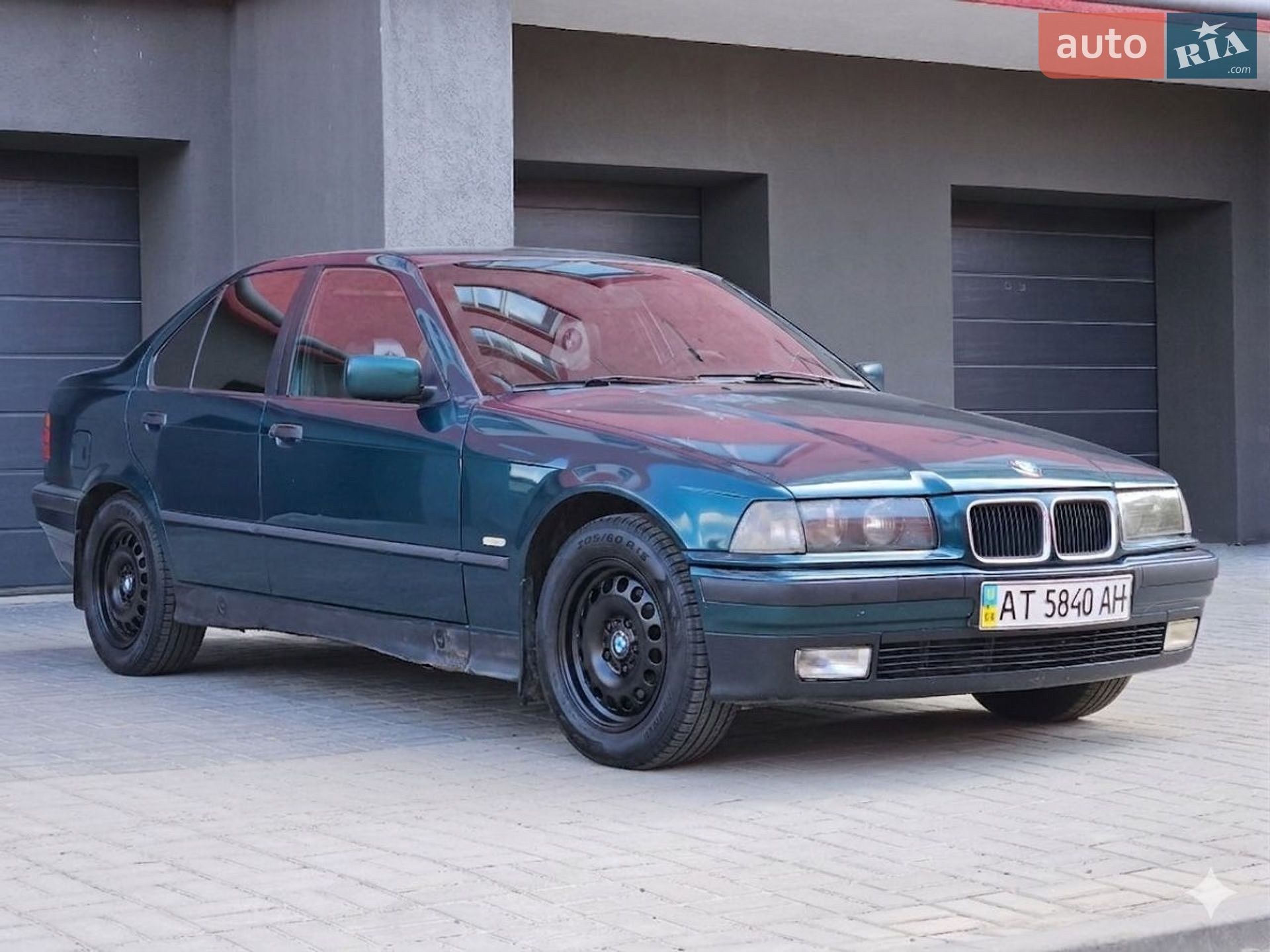 BMW 3 Series 1997 VIN WBACC51000EX42186 фото оголошення 2 з 15