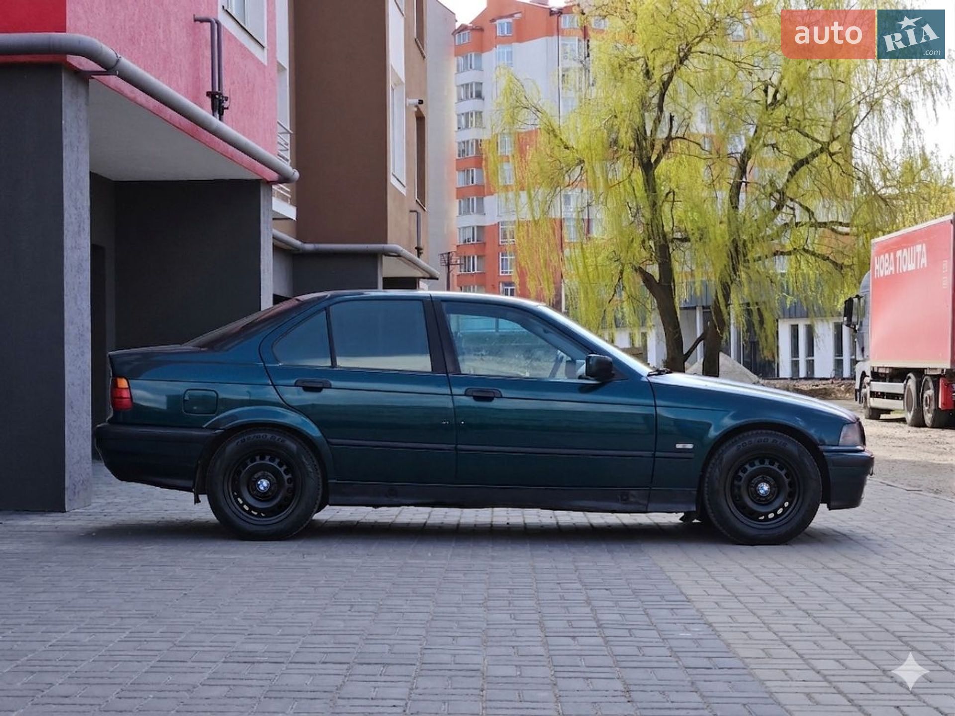 BMW 3 Series 1997 VIN WBACC51000EX42186 фото оголошення 3 з 15