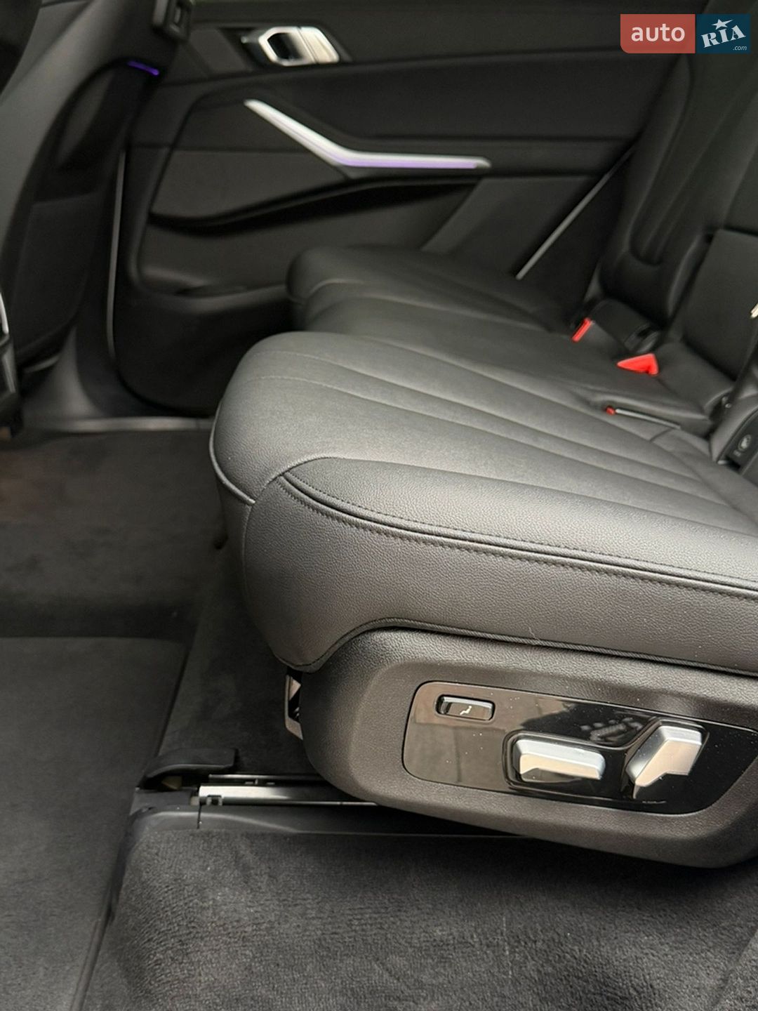 BMW X7 2021 VIN 5UXCW2C08M9G78386 фото оголошення 44 з 57
