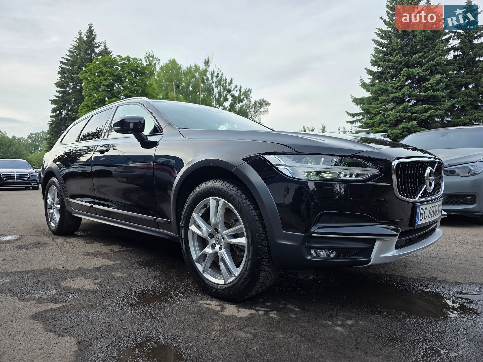Volvo V90 Cross Country 2020 VIN YV1PZ68TCL1114387 фото оголошення 3 з 16
