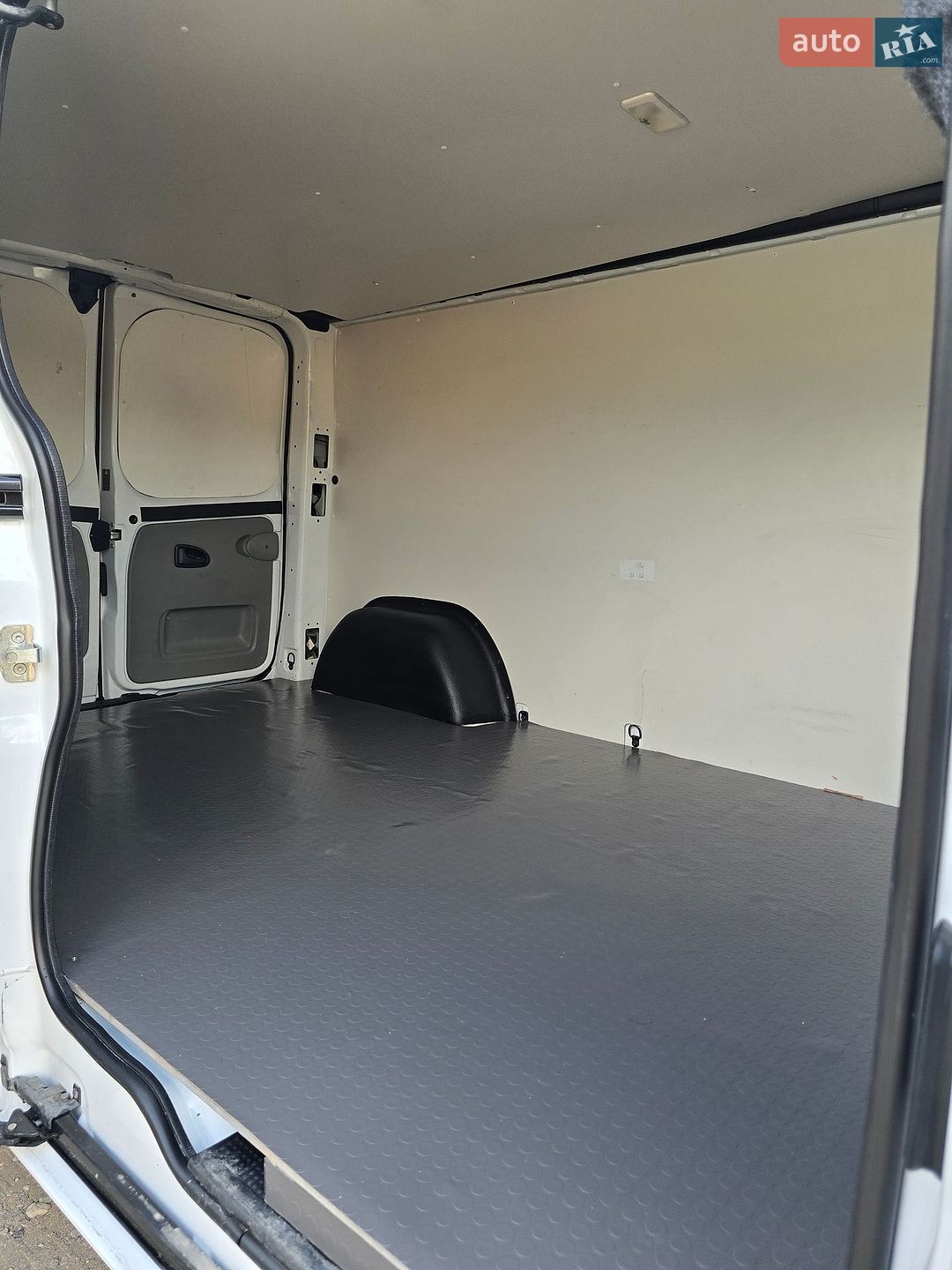 Nissan Primastar 2014 VIN VSKF4B1B8UY645984 фото оголошення 117 з 159