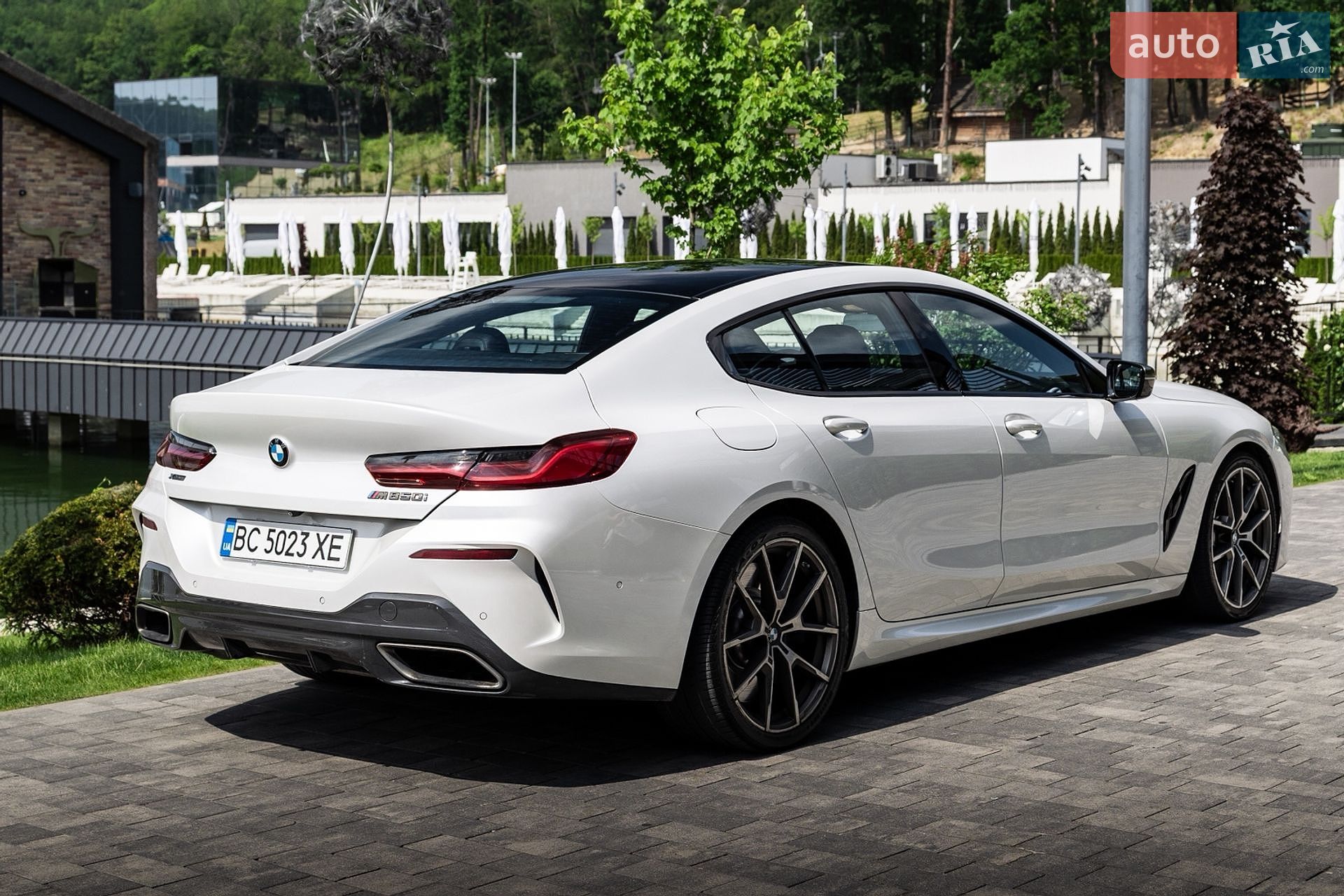 BMW 8 Series Gran Coupe 2019 VIN WBAGV8C08LBP49046 фото оголошення 17 з 31