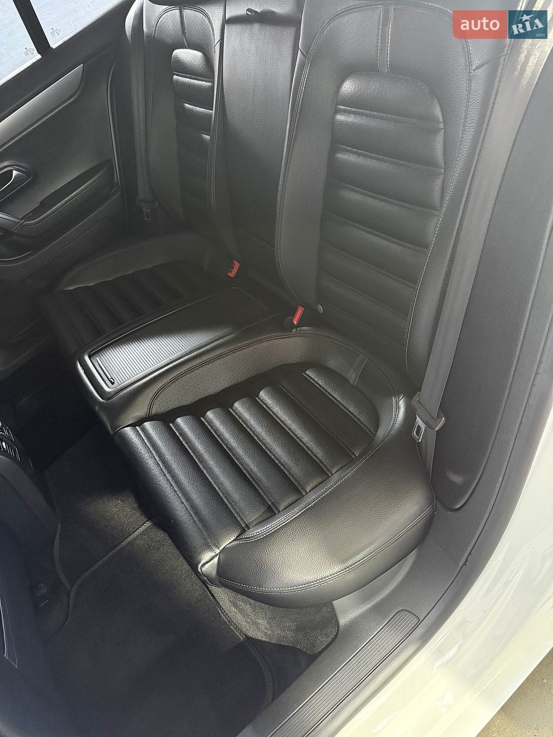 Volkswagen CC / Passat CC 2011 VIN WVWMN7AN2CE516096 фото оголошення 15 з 59